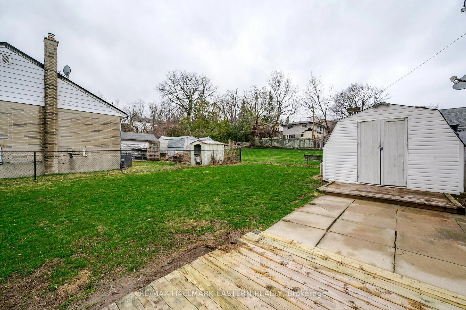 Photo 37 of 1065 High Street, Peterborough, Otonabee Ward 1 — HOMEH