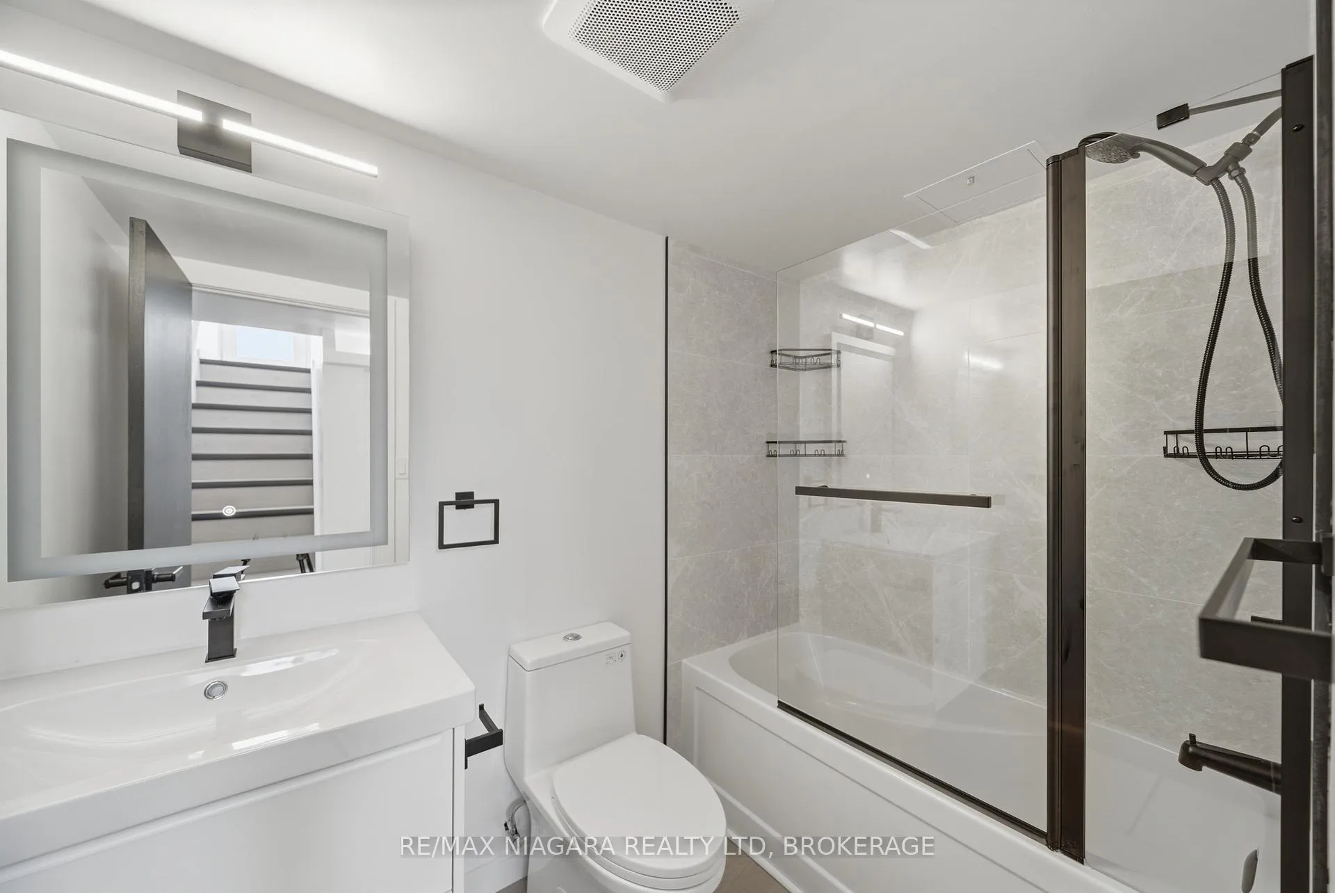 Photo 14 of Unit 2 - LOWER, 1361 Station Street, Pelham, Fonthill — HOMEH