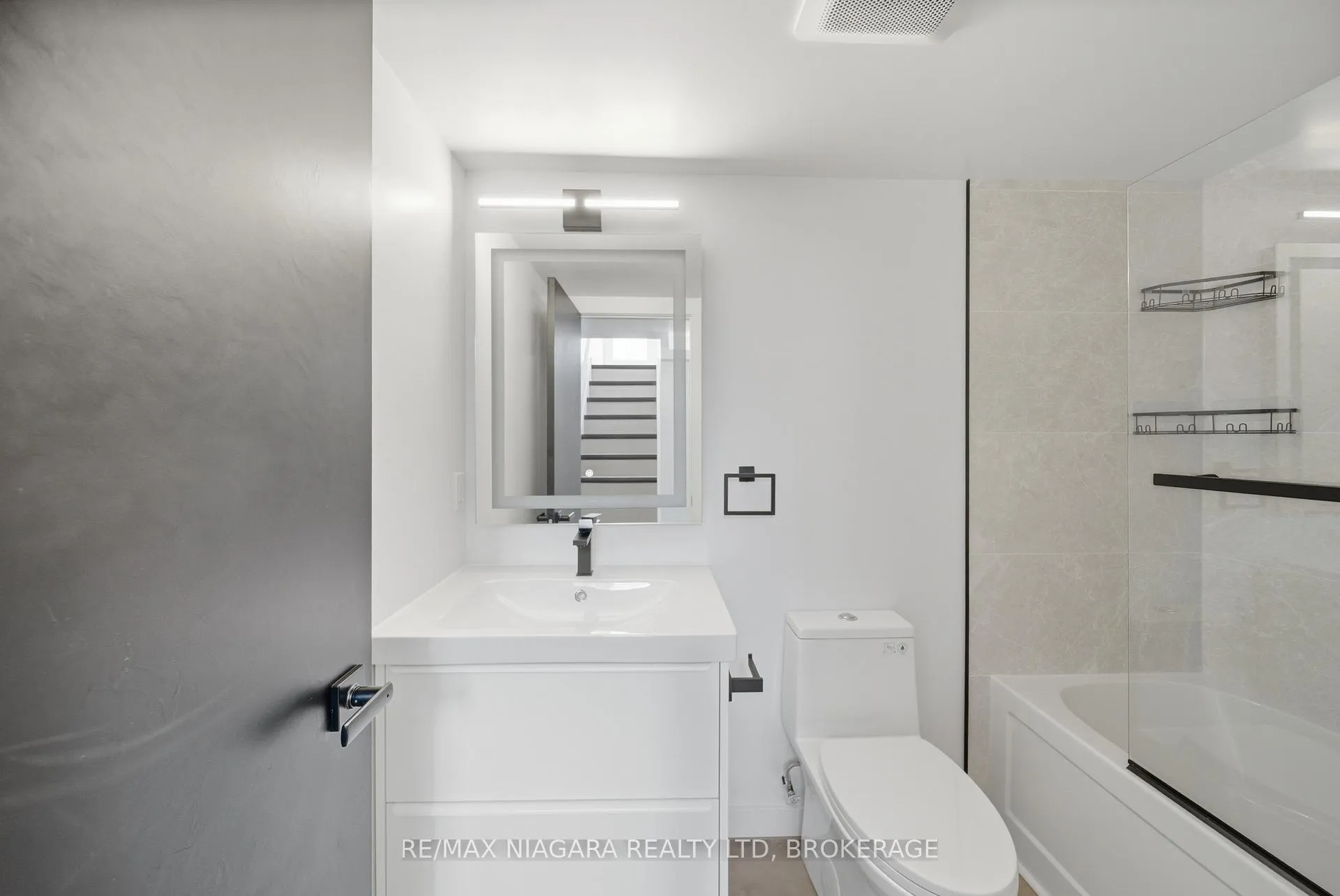 Photo 15 of Unit 2 - LOWER, 1361 Station Street, Pelham, Fonthill — HOMEH