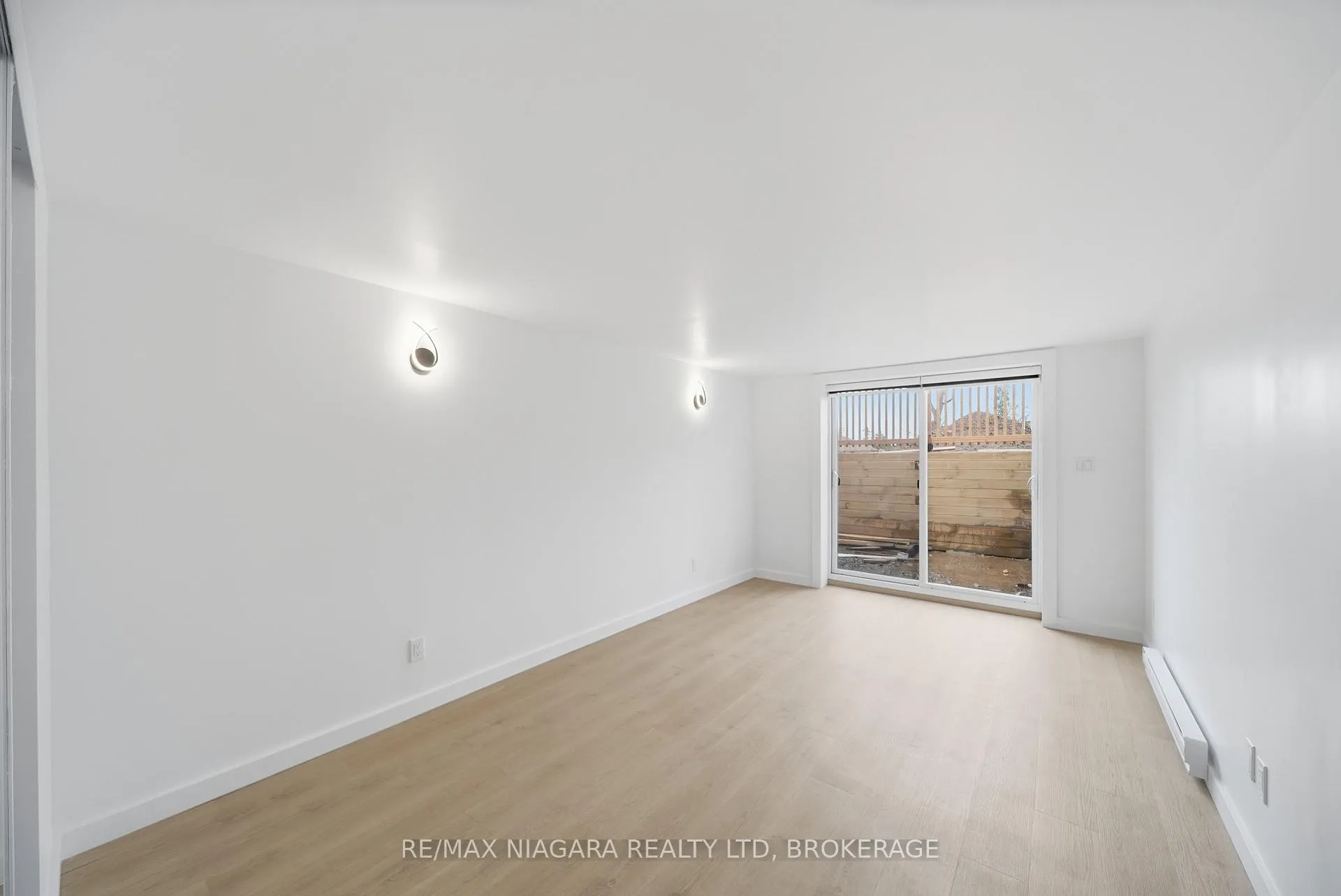 Photo 18 of Unit 2 - LOWER, 1361 Station Street, Pelham, Fonthill — HOMEH