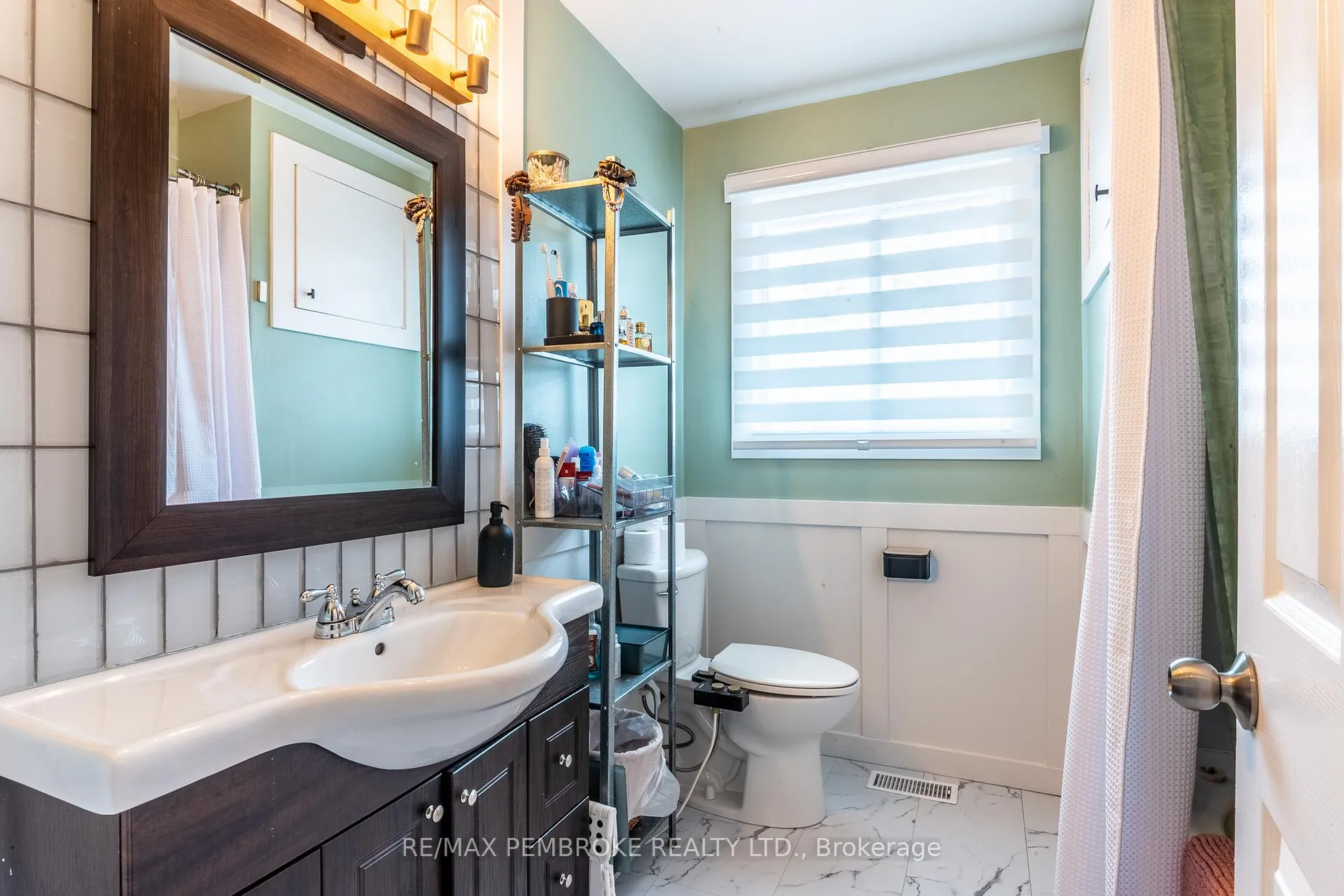 Photo 23 of 790 Lakeview Drive, Petawawa — HOMEH