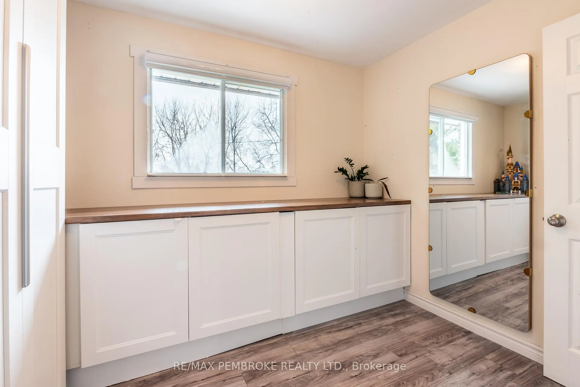 Photo 28 of 790 Lakeview Drive, Petawawa — HOMEH
