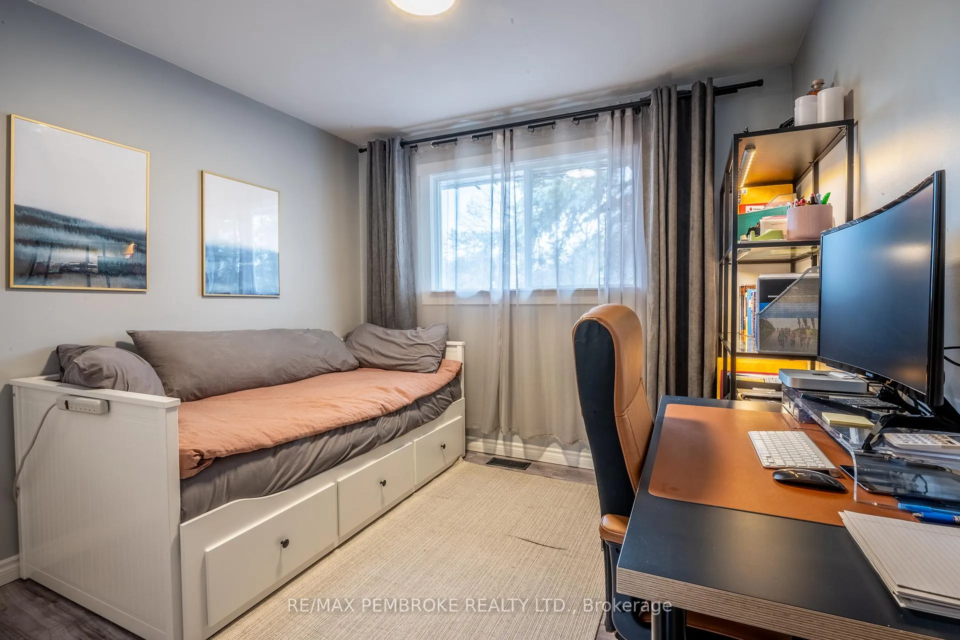 Photo 29 of 790 Lakeview Drive, Petawawa — HOMEH