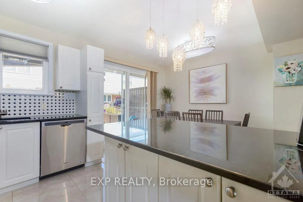 Photo 2 of 259 Monterey Drive, Ottawa, Leslie Park — HOMEH