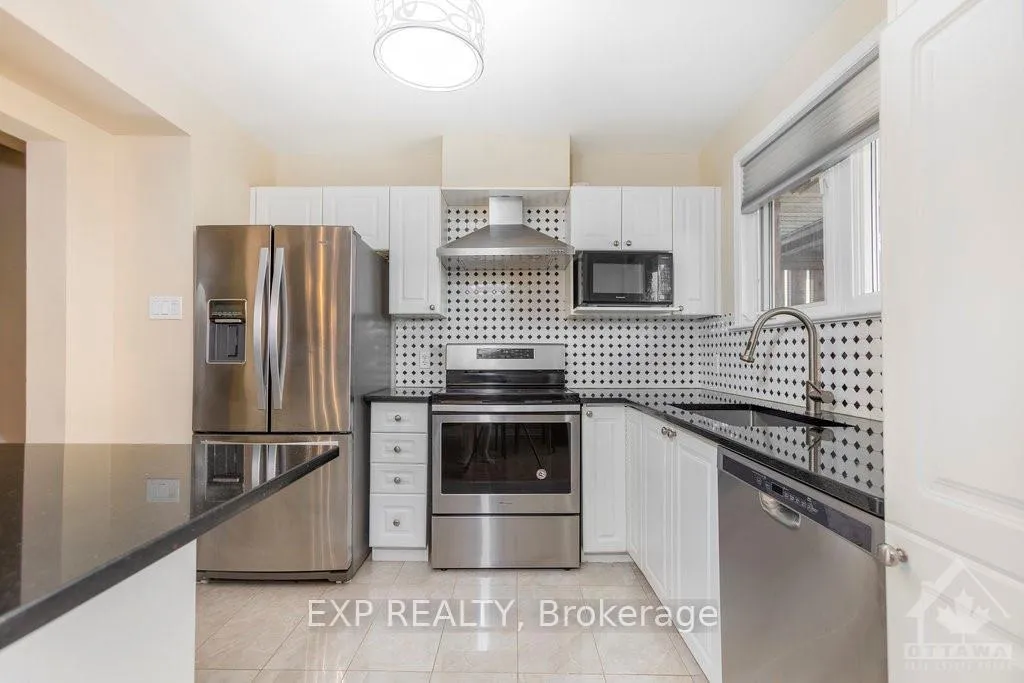 Photo 4 of 259 Monterey Drive, Ottawa, Leslie Park — HOMEH