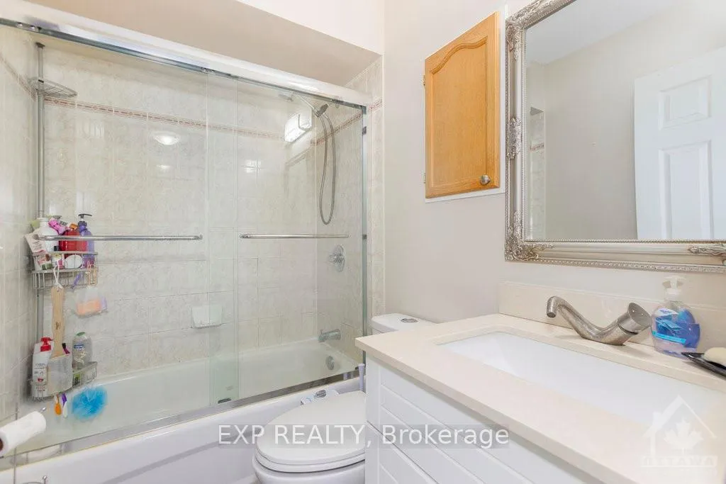 Photo 11 of 259 Monterey Drive, Ottawa, Leslie Park — HOMEH
