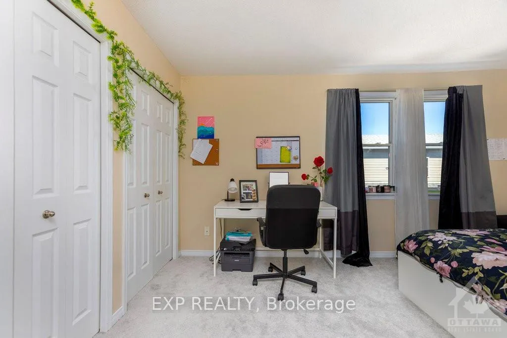 Photo 13 of 259 Monterey Drive, Ottawa, Leslie Park — HOMEH