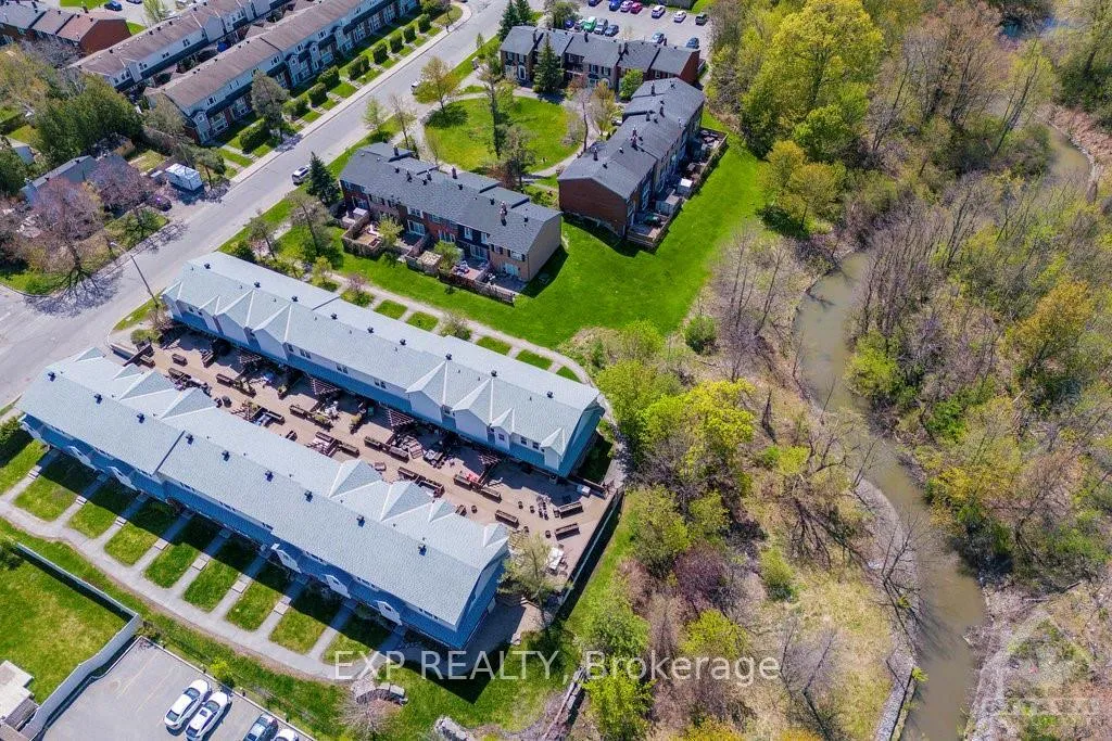Photo 17 of 259 Monterey Drive, Ottawa, Leslie Park — HOMEH