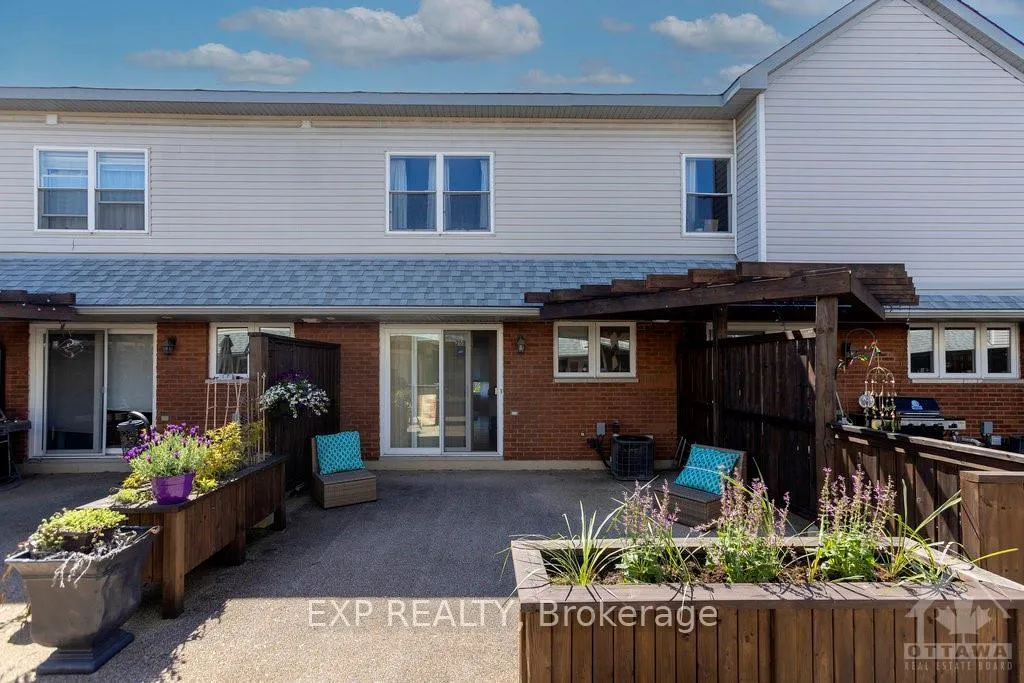 Photo 21 of 259 Monterey Drive, Ottawa, Leslie Park — HOMEH