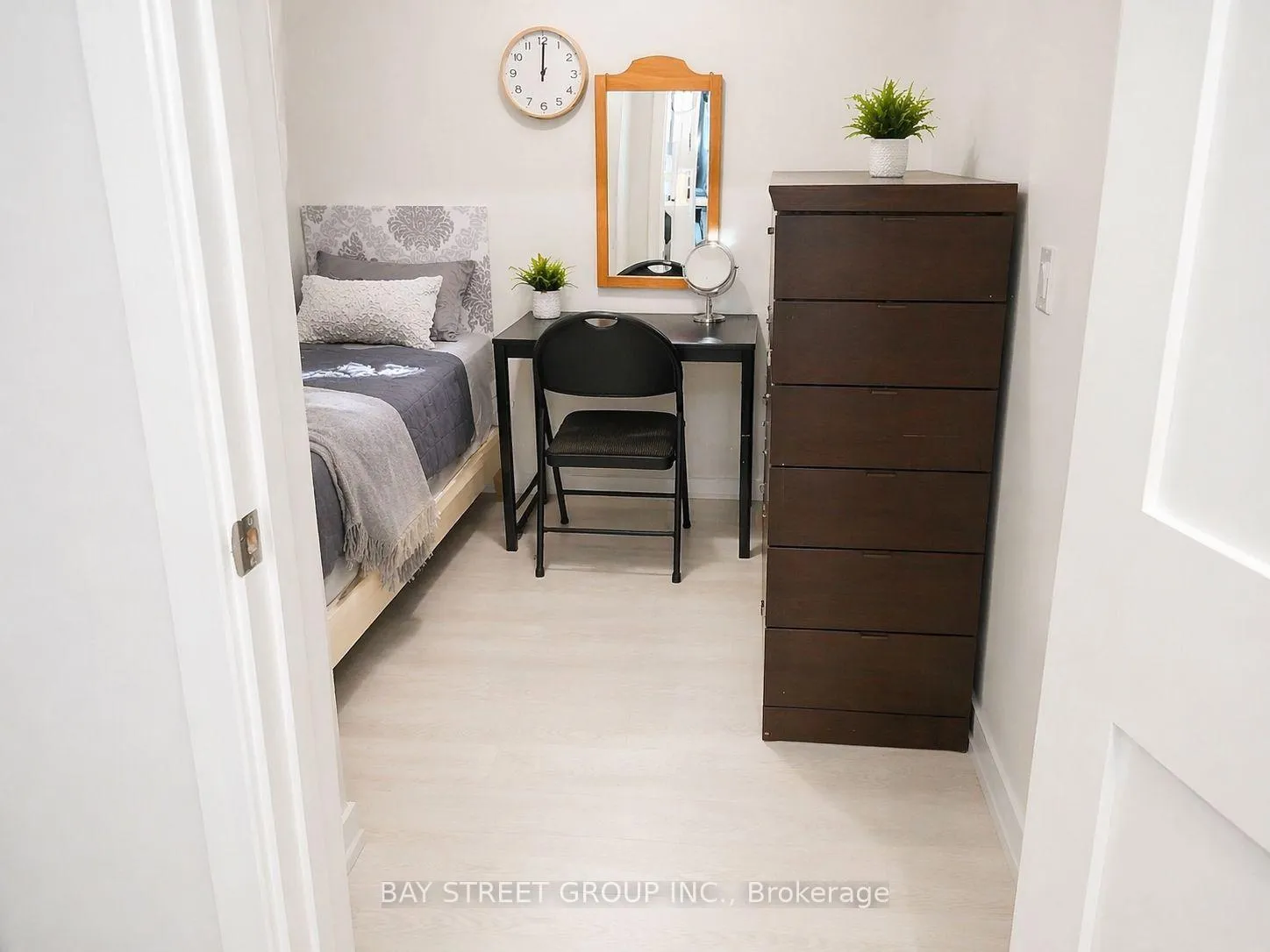 Photo 10 of Unit 708, 415 Main Street W, Hamilton, Kirkendall — HOMEH