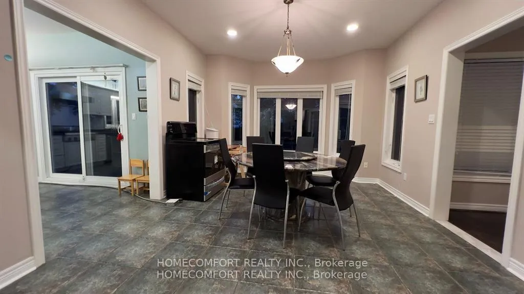 Photo 10 of 95 Rowland Court, Markham, Cachet — HOMEH