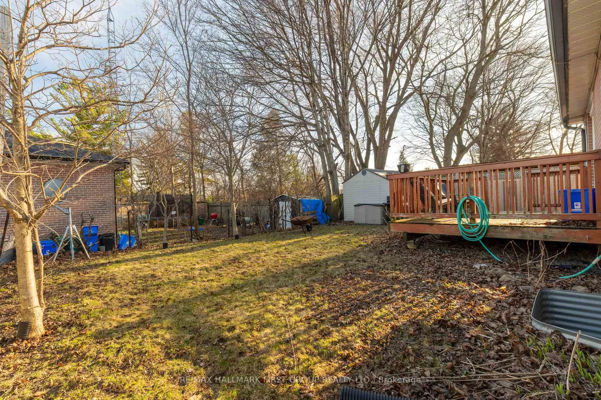 Photo 25 of Unit Main, 303 Rossland Road W, Whitby, Williamsburg — HOMEH