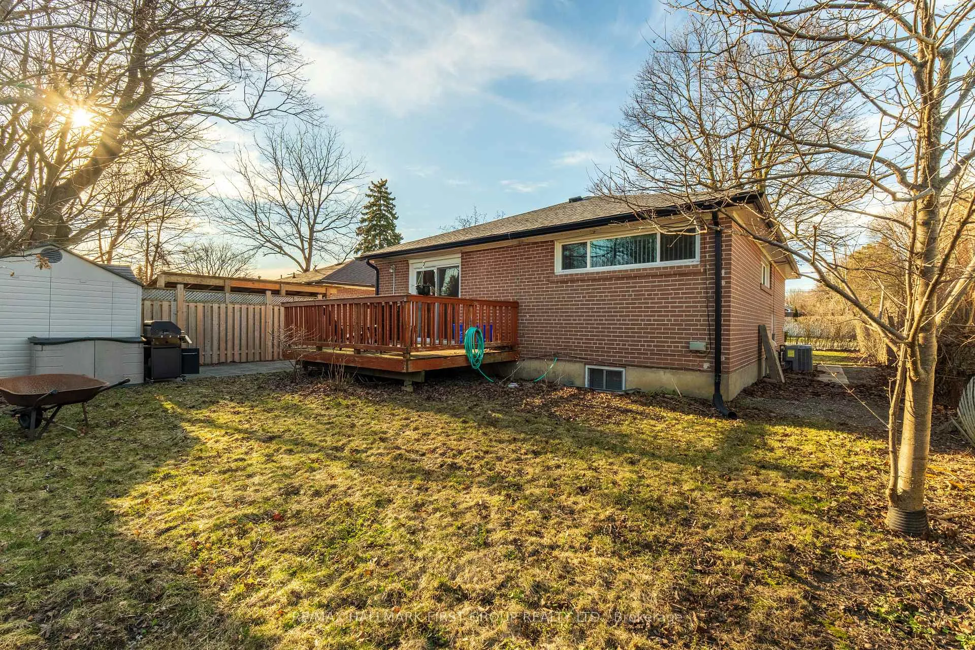 Photo 26 of Unit Main, 303 Rossland Road W, Whitby, Williamsburg — HOMEH
