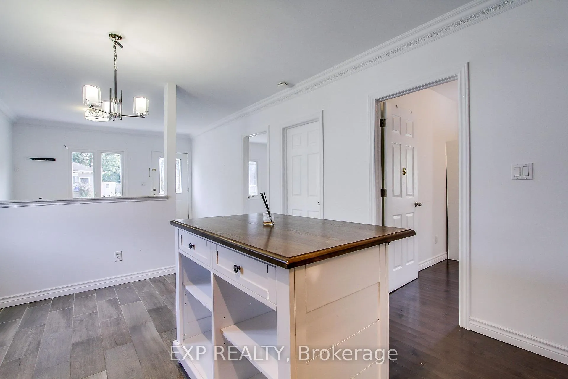 Photo 17 of 210 Bayview Avenue, Georgina, Keswick South — HOMEH