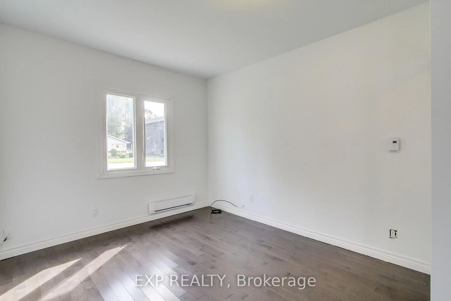Photo 22 of 210 Bayview Avenue, Georgina, Keswick South — HOMEH