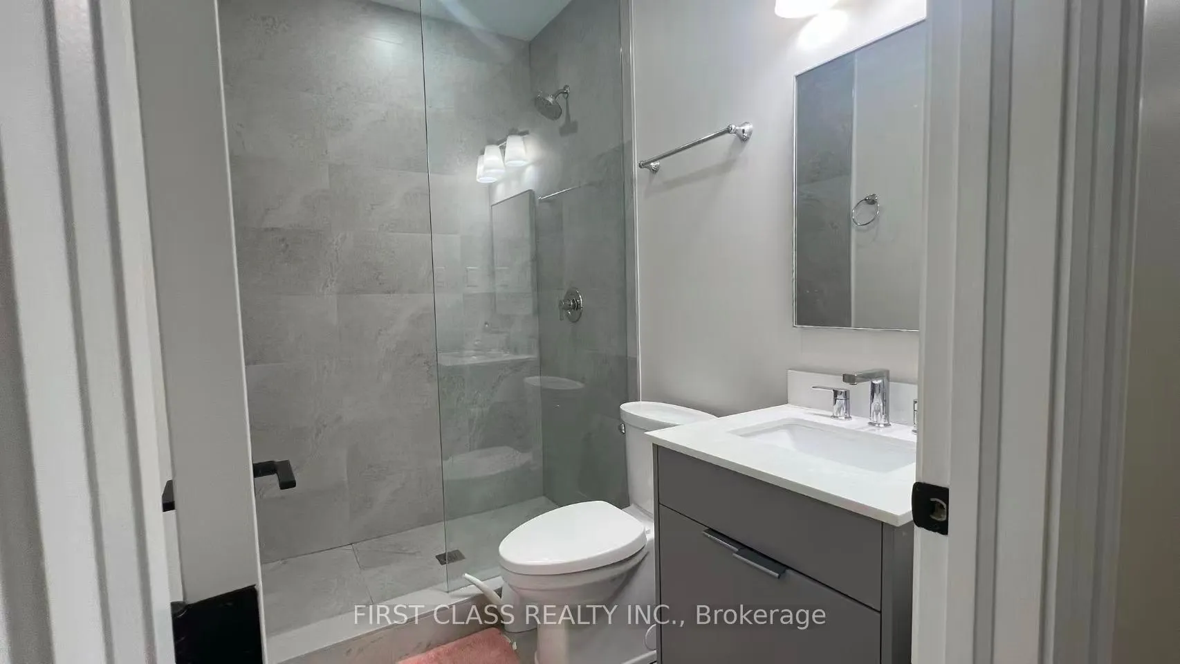 Photo 8 of 107 Lankin Boulevard, Toronto, East York — HOMEH