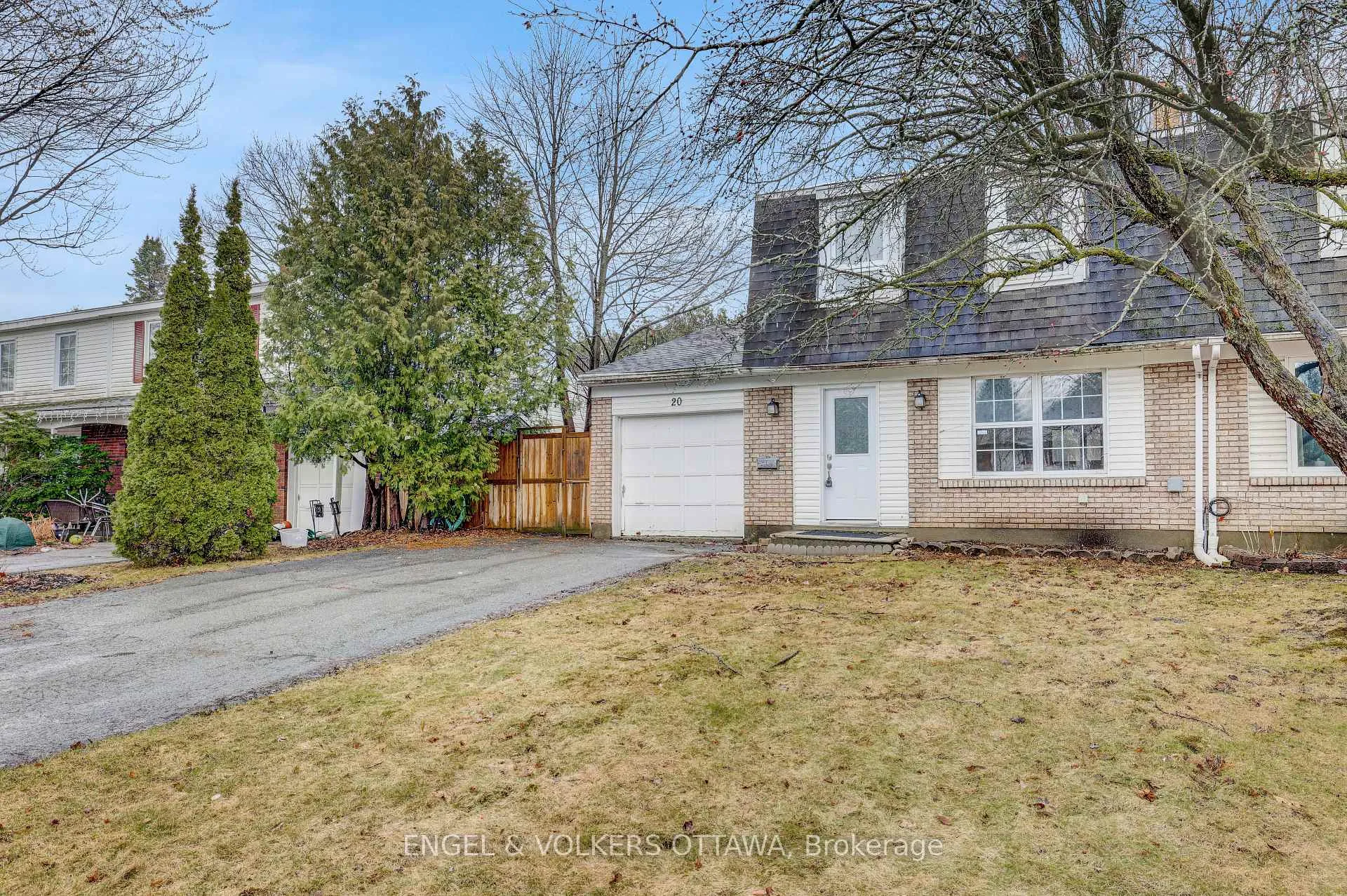 Photo 3 of 20 Meadowbank Drive, Ottawa, Briargreen — HOMEH