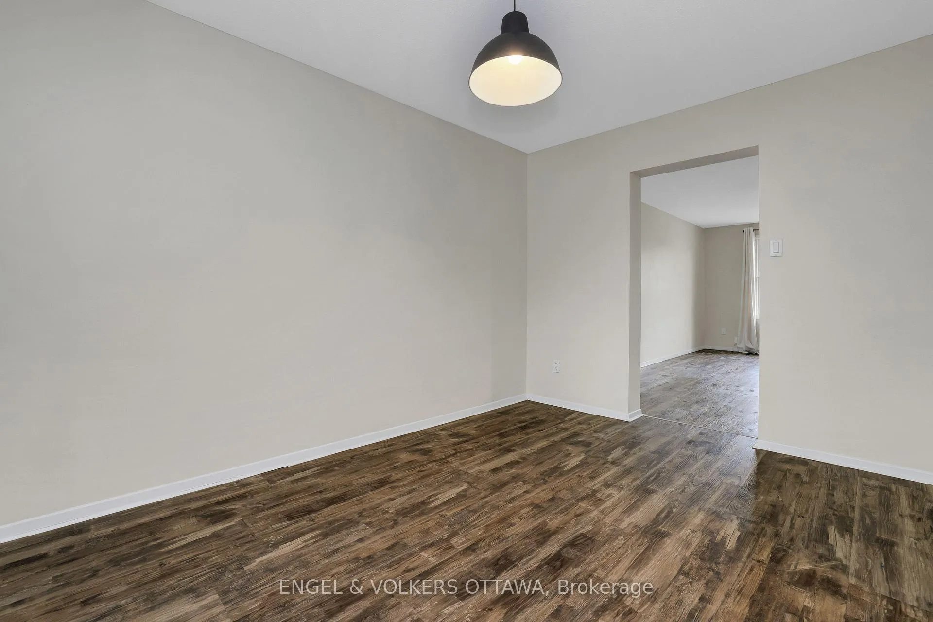 Photo 13 of 20 Meadowbank Drive, Ottawa, Briargreen — HOMEH