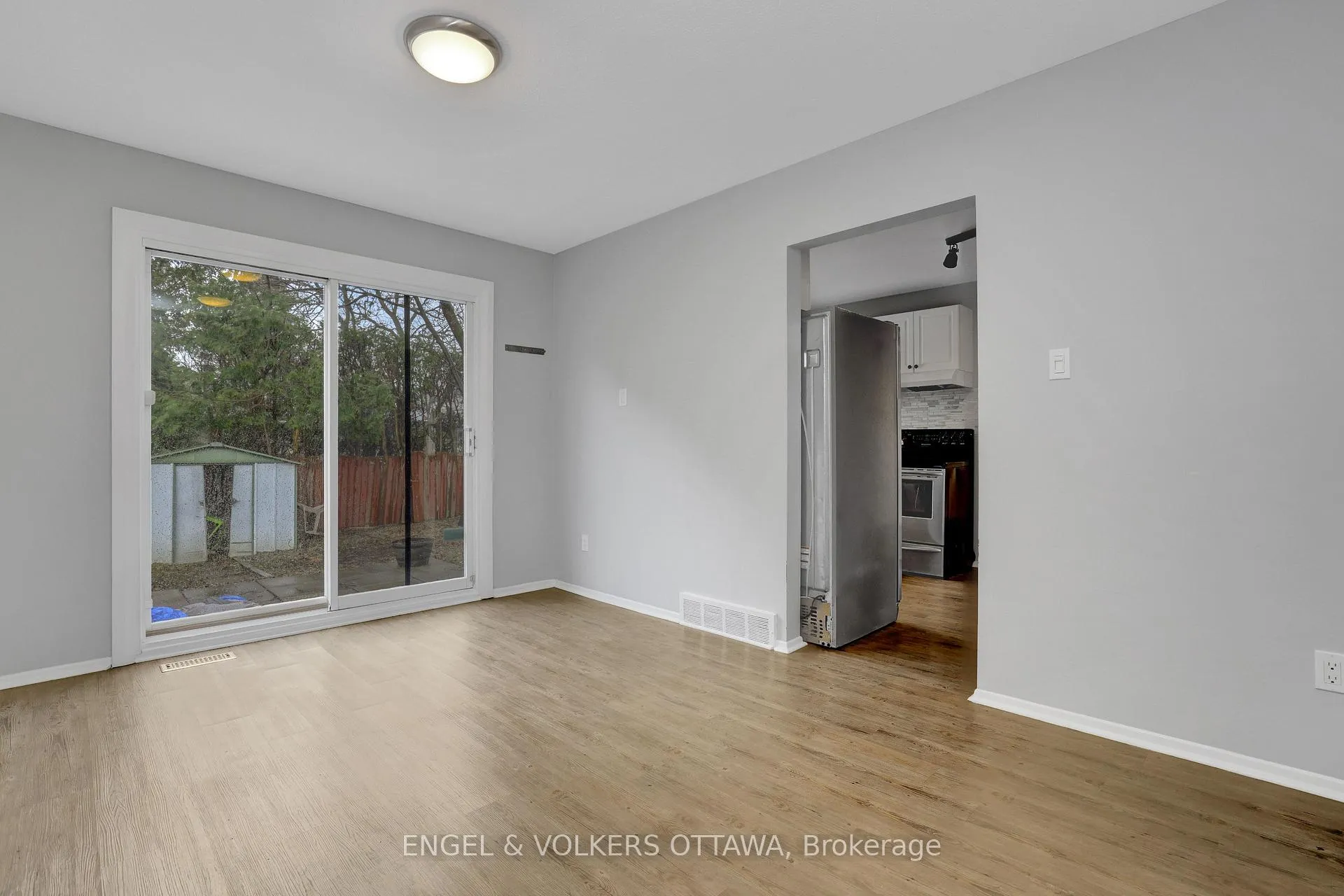 Photo 19 of 20 Meadowbank Drive, Ottawa, Briargreen — HOMEH