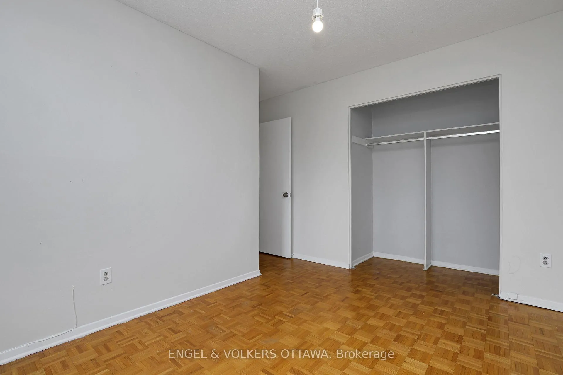 Photo 26 of 20 Meadowbank Drive, Ottawa, Briargreen — HOMEH