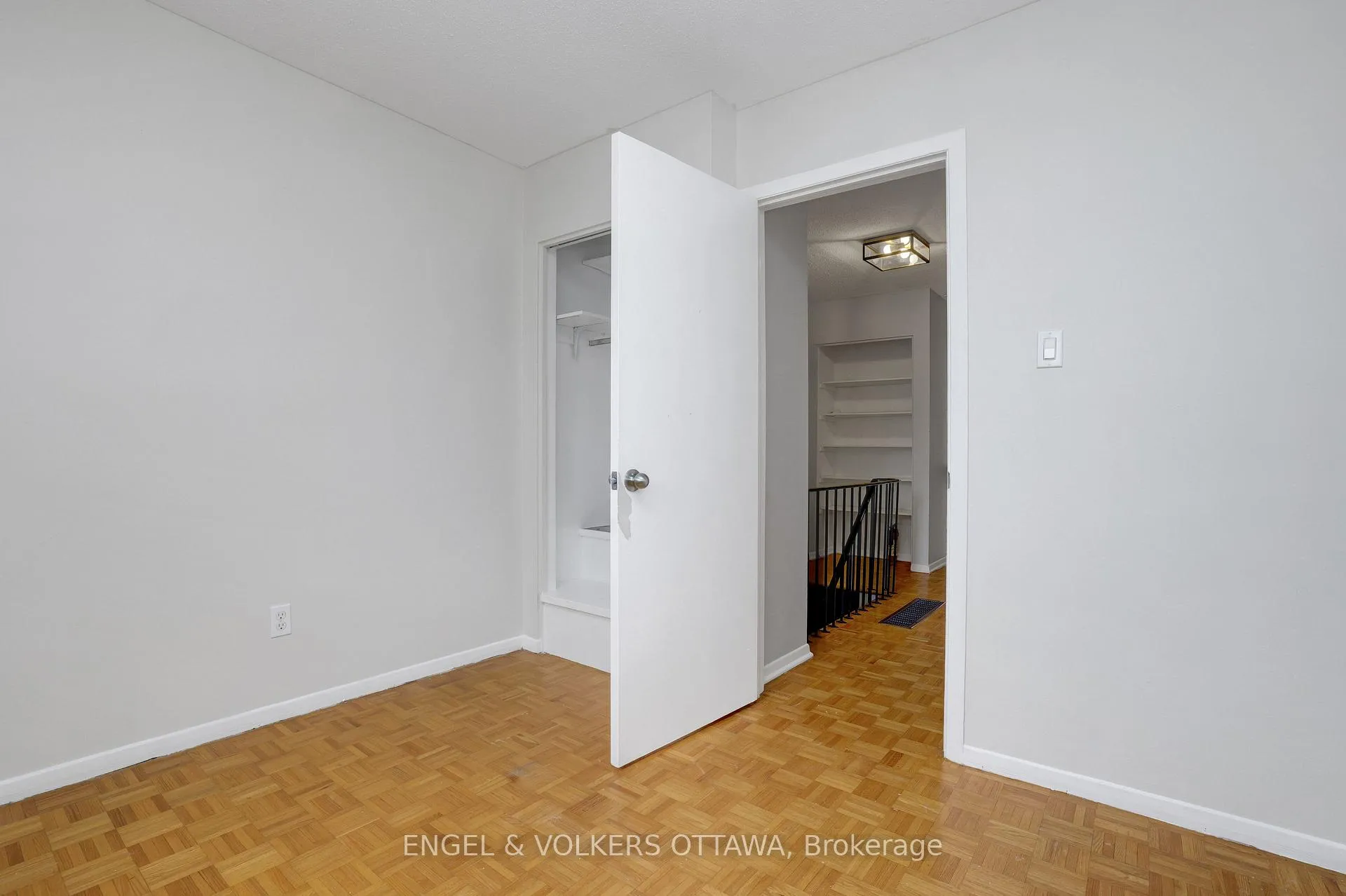 Photo 28 of 20 Meadowbank Drive, Ottawa, Briargreen — HOMEH