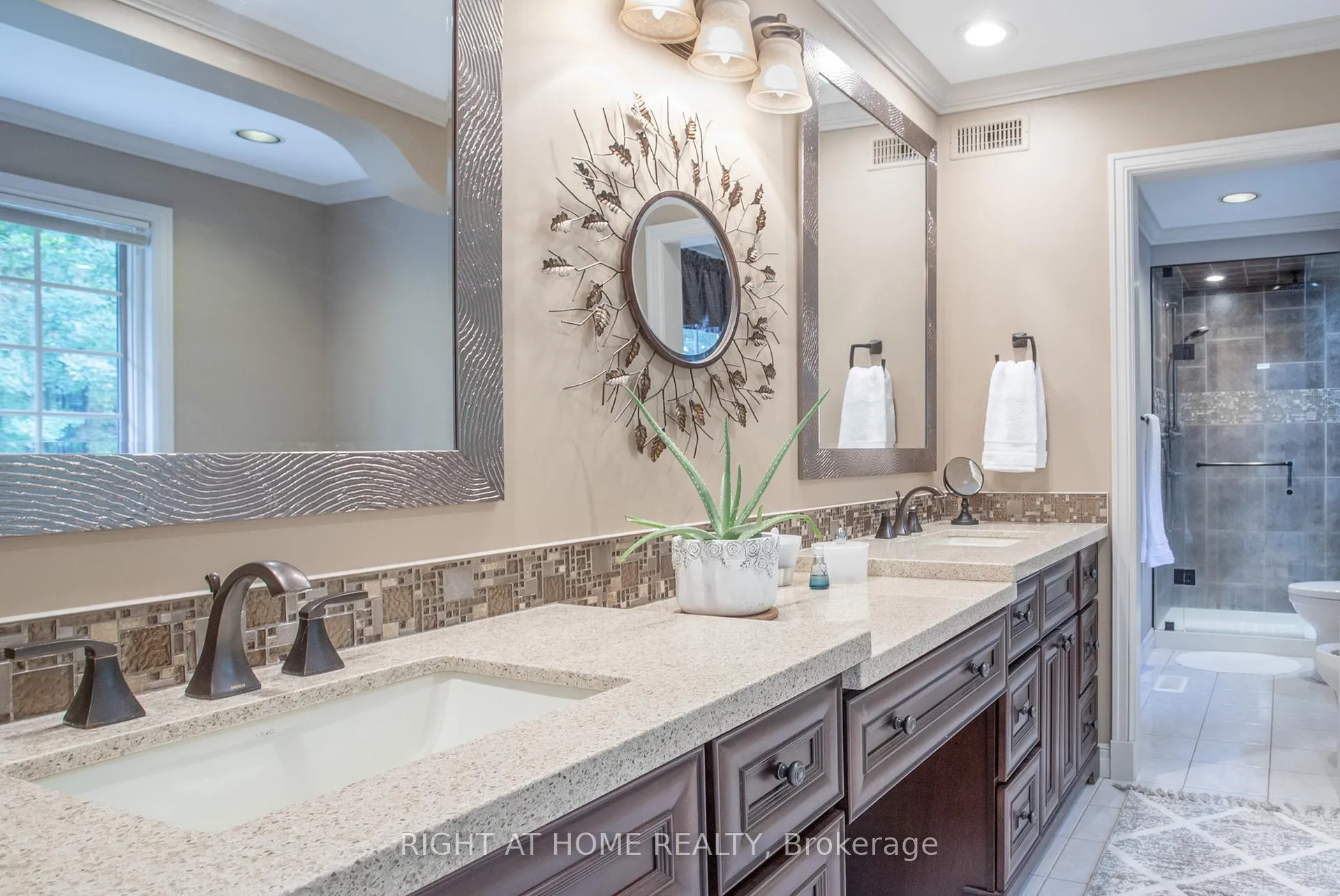 Photo 18 of 27 Timberlane Court, Clarington, Rural Clarington — HOMEH