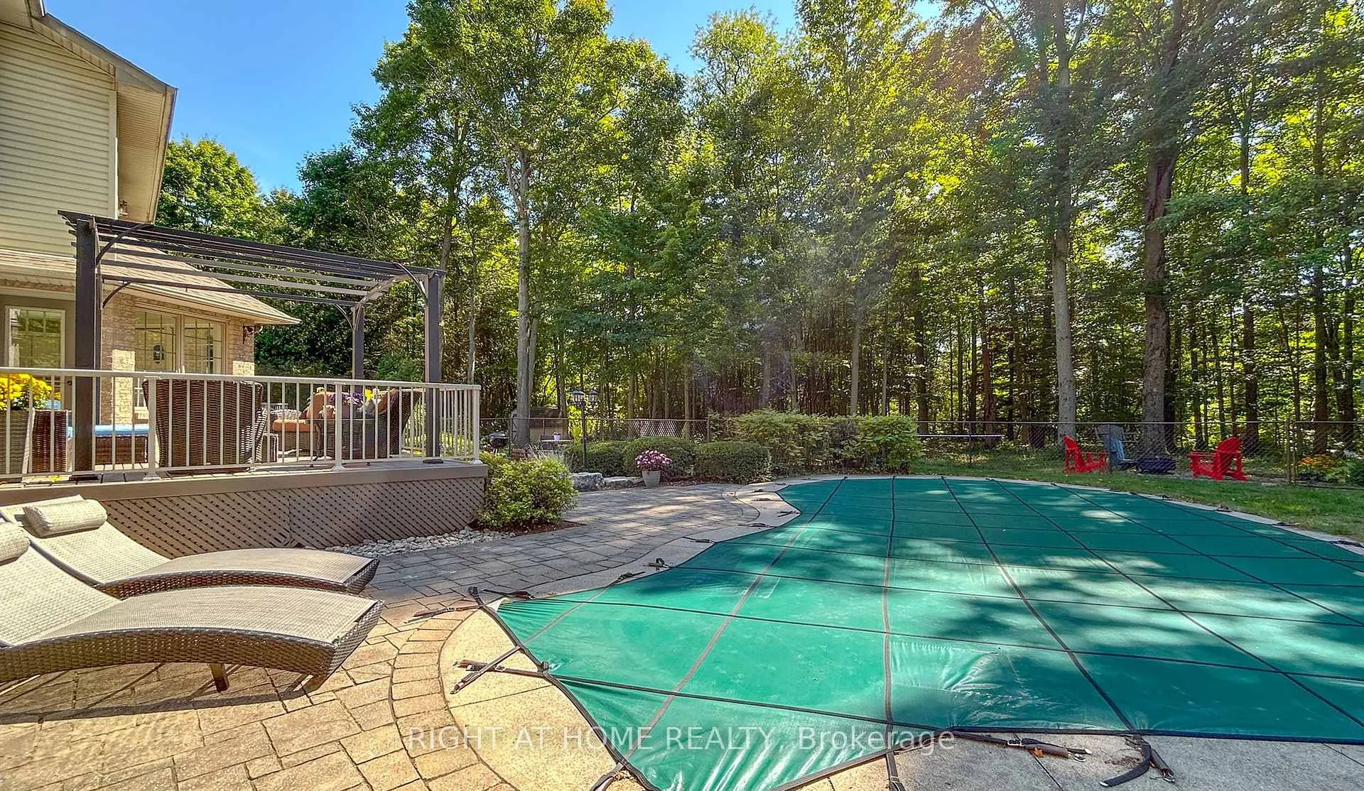 Photo 20 of 27 Timberlane Court, Clarington, Rural Clarington — HOMEH