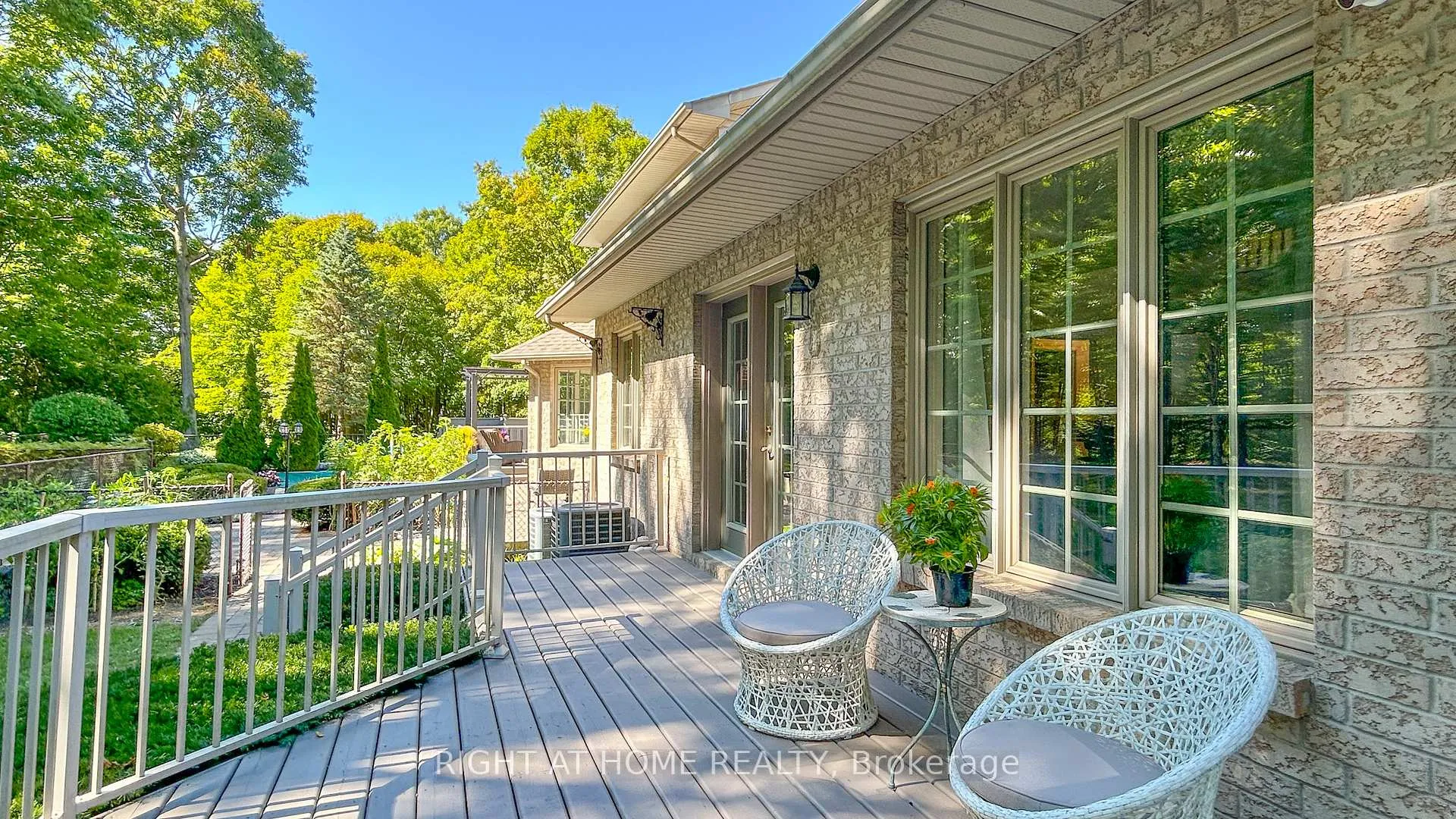 Photo 22 of 27 Timberlane Court, Clarington, Rural Clarington — HOMEH