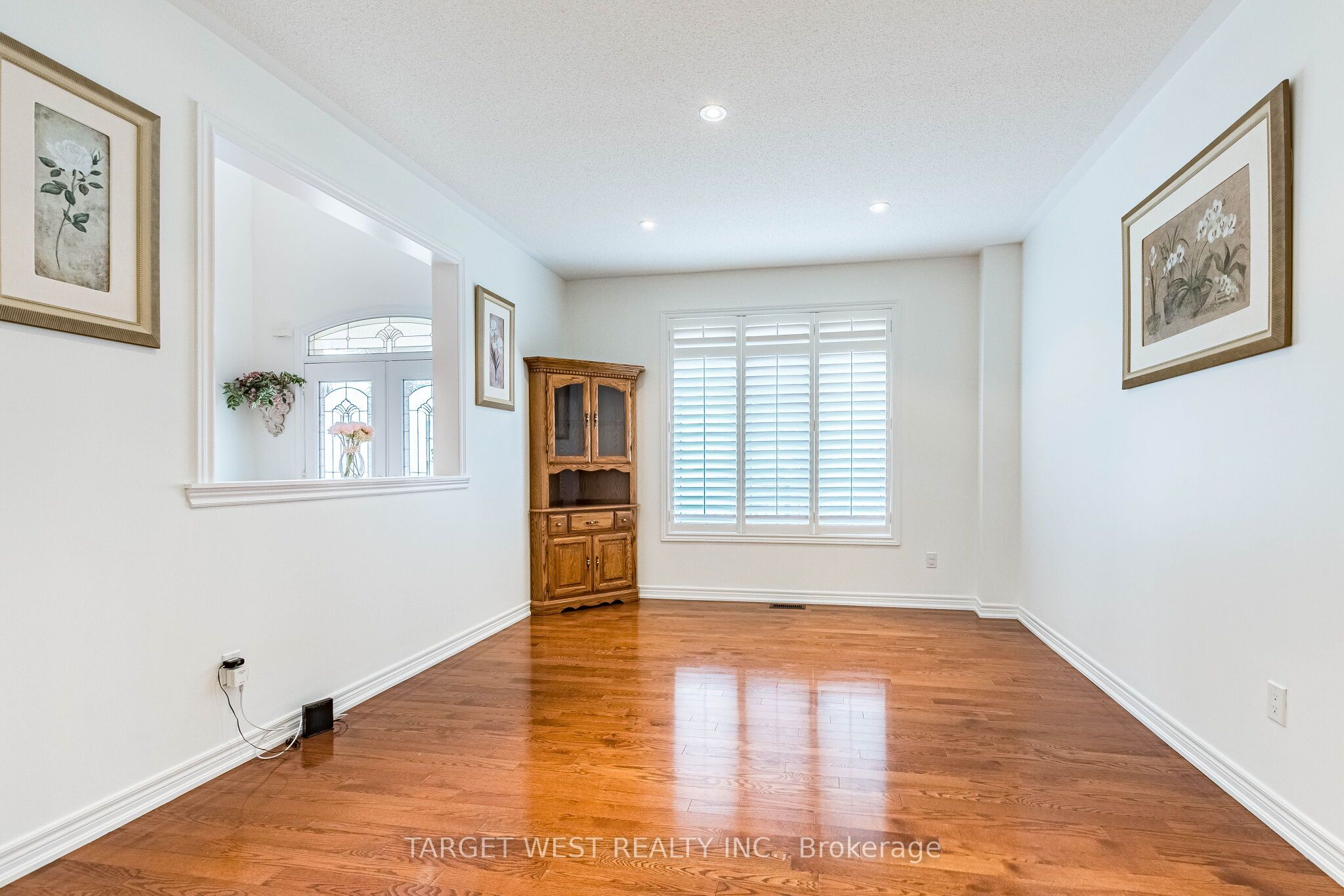 Photo 9 of 9 Olivia Marie Road, Brampton, Bram West — HOMEH