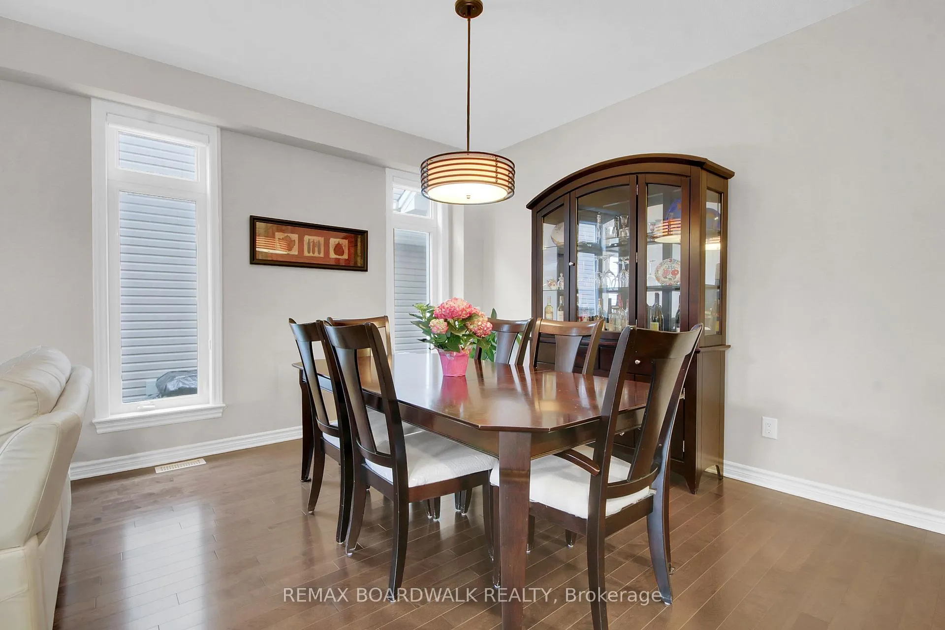 Photo 7 of 802 Tony George Place E, Ottawa, Stittsville (North) — HOMEH
