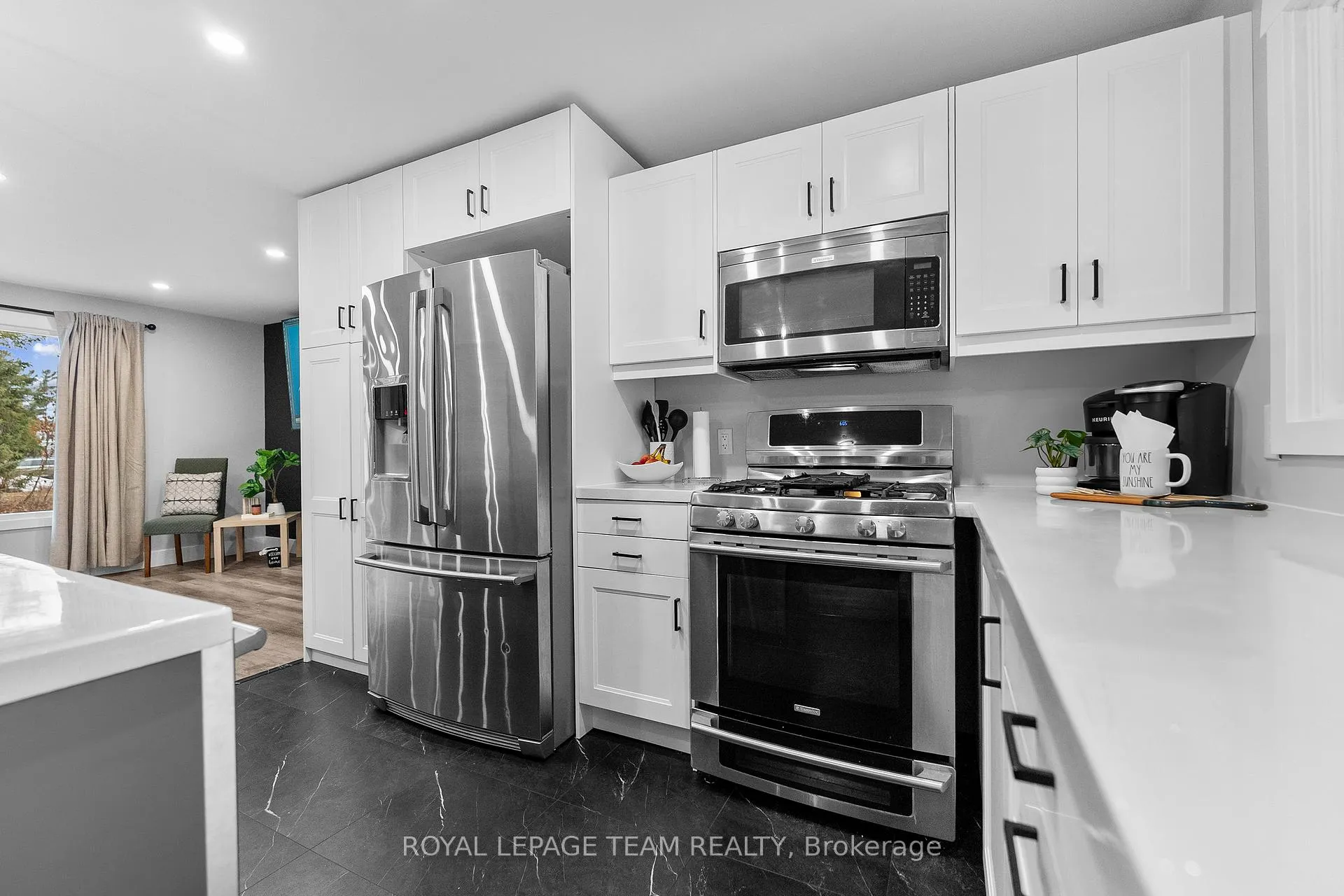 Photo 11 of 25 Frontenac Crescent, Deep River — HOMEH