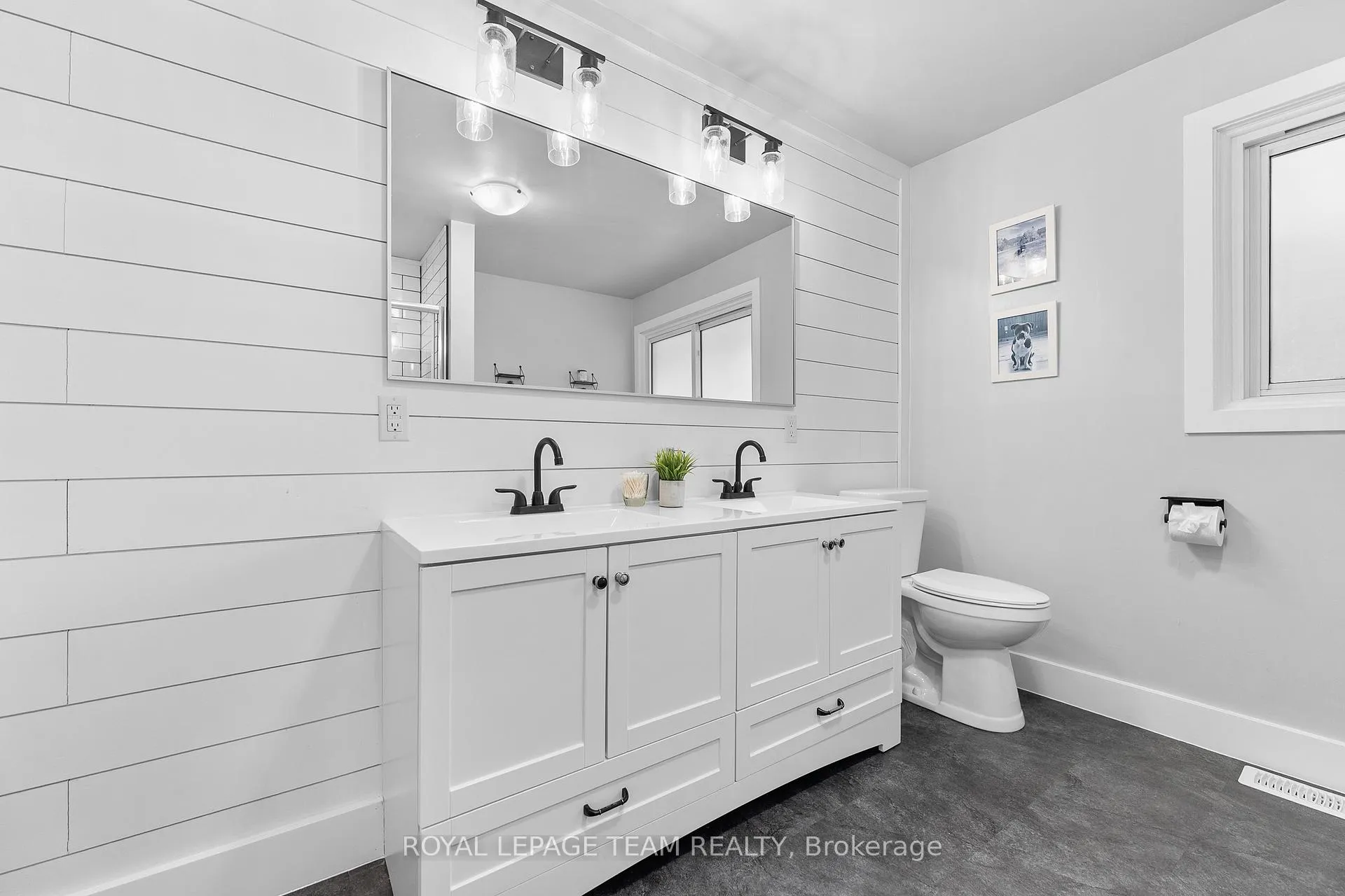 Photo 20 of 25 Frontenac Crescent, Deep River — HOMEH