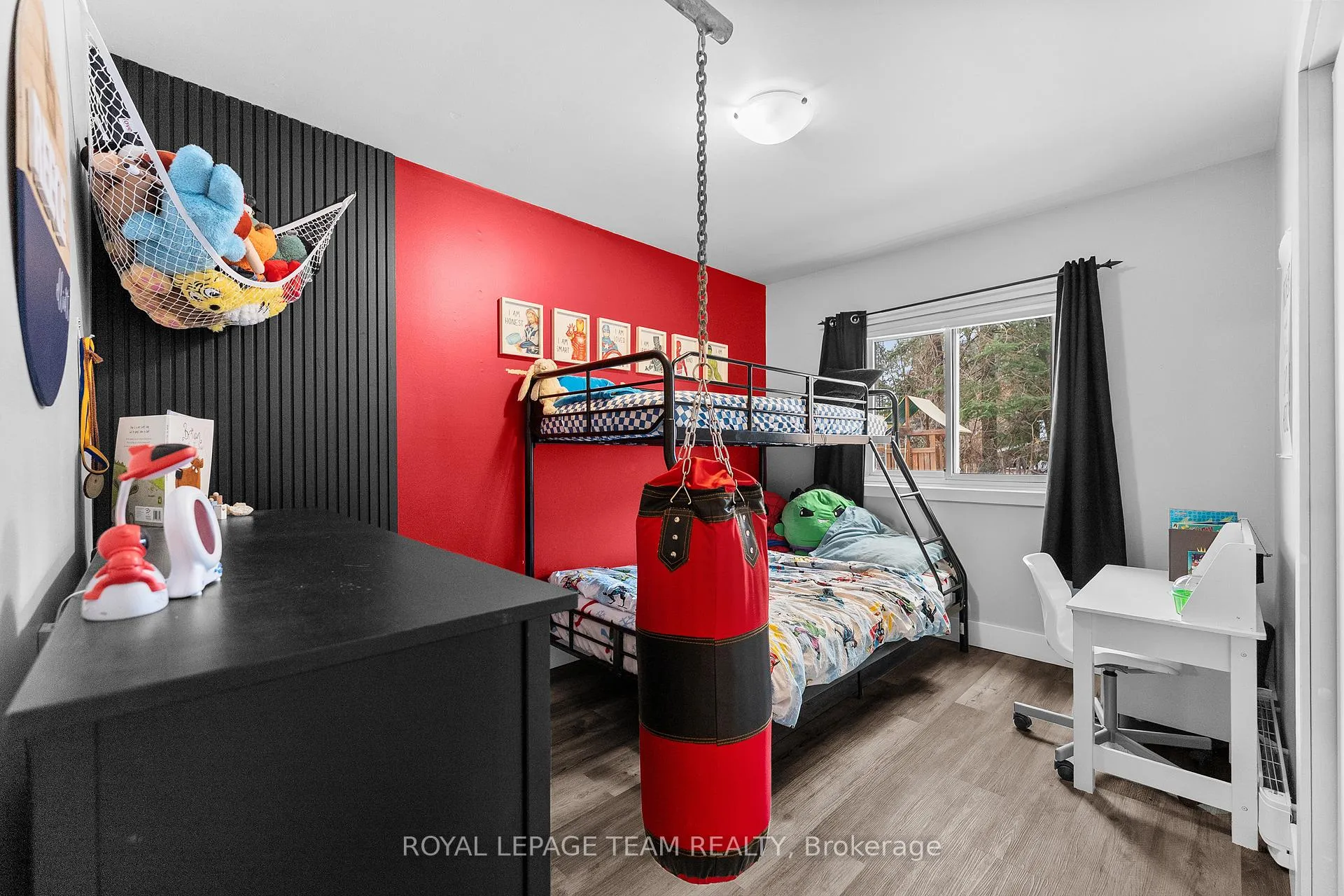 Photo 26 of 25 Frontenac Crescent, Deep River — HOMEH