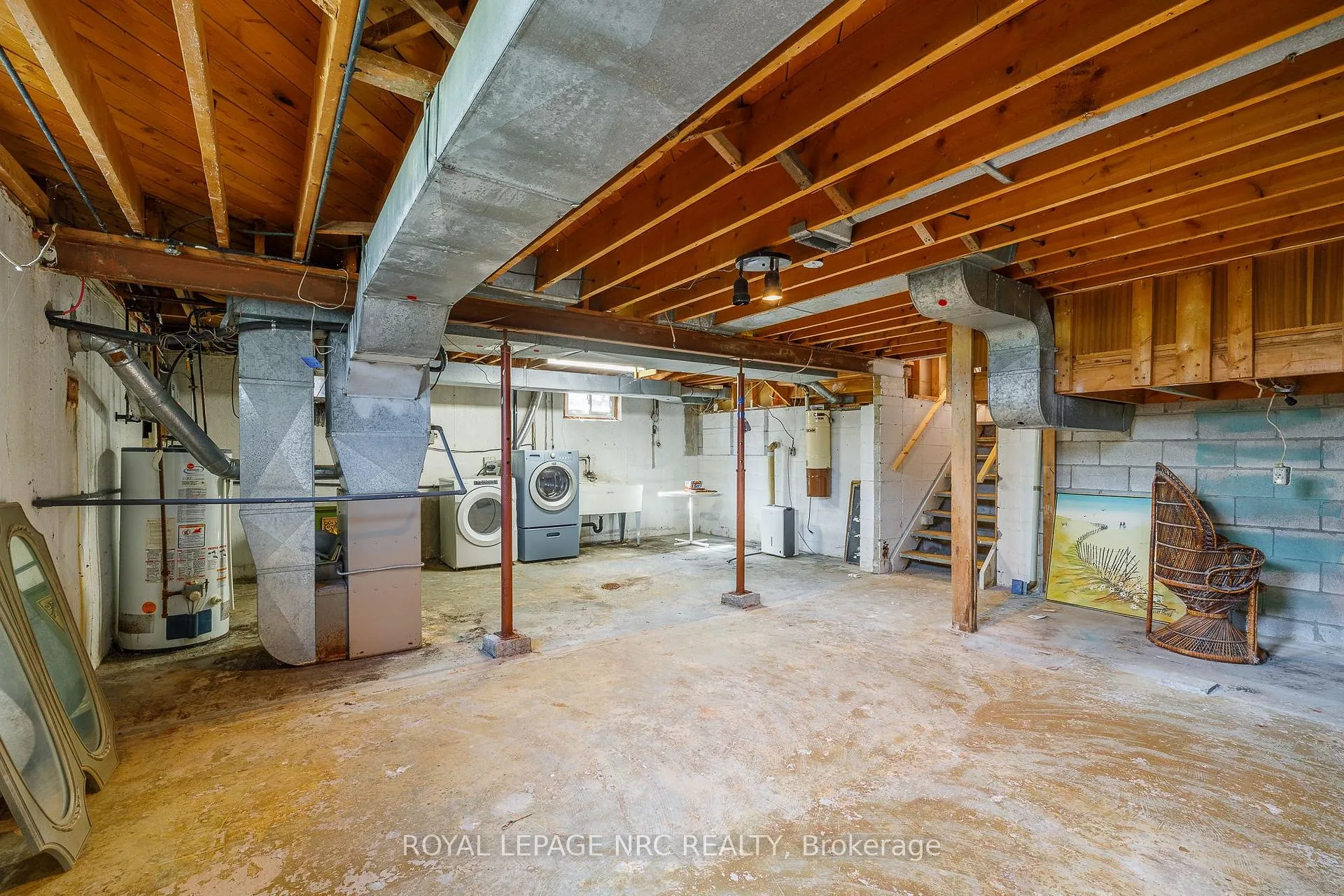 Photo 29 of 20 Old Coach Road, St. Catharines, Lakeshore — HOMEH