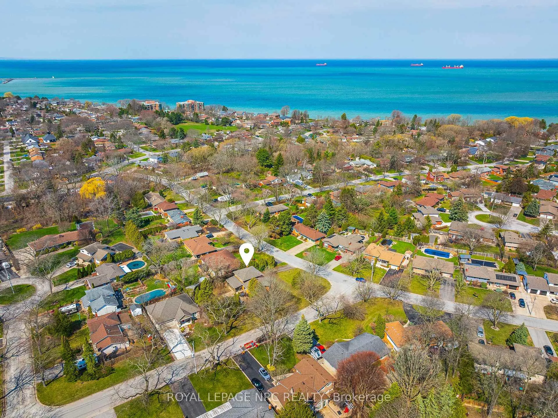 Photo 43 of 20 Old Coach Road, St. Catharines, Lakeshore — HOMEH