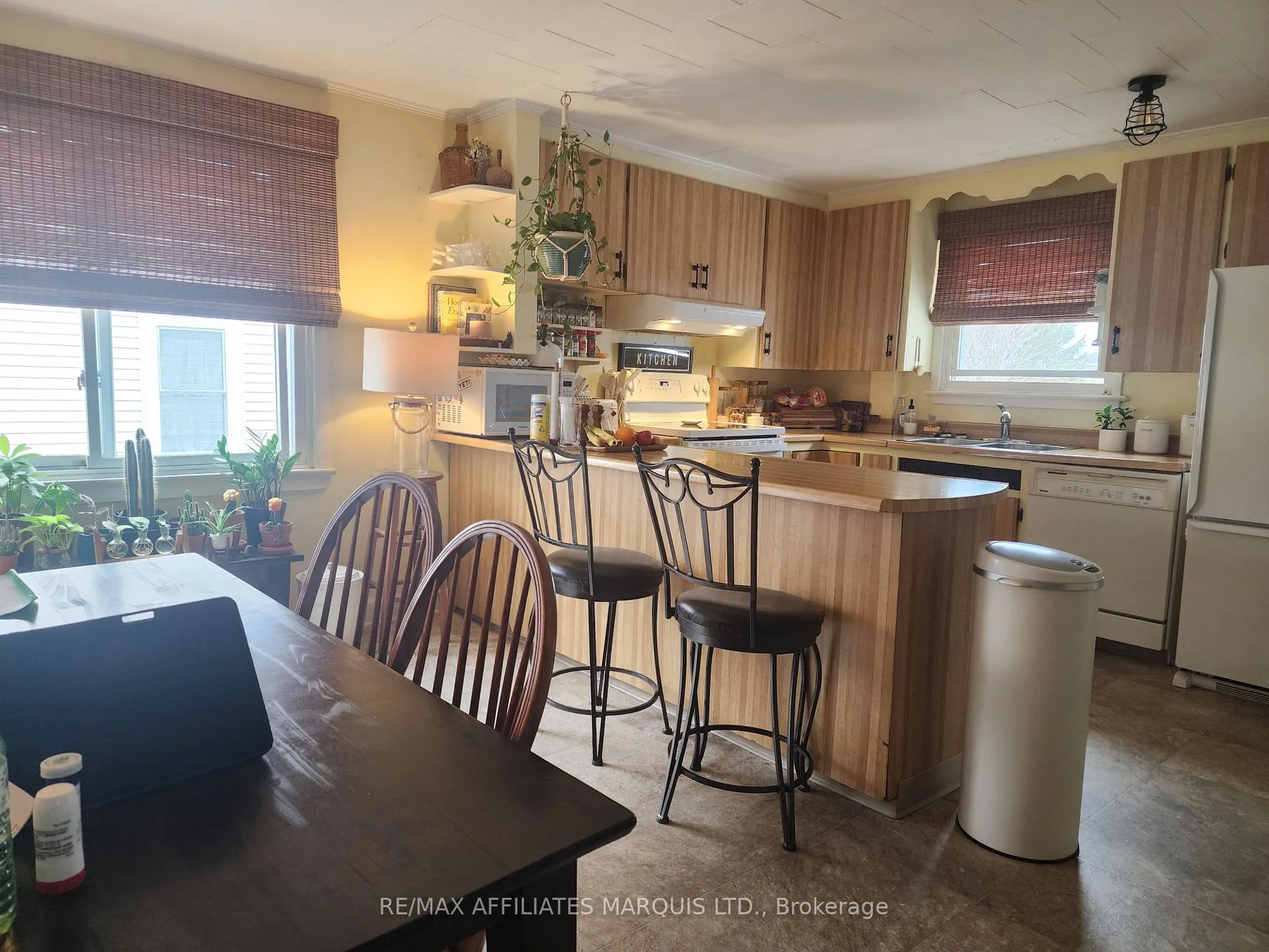 Photo 7 of 712 Eleventh Street E, Cornwall — HOMEH