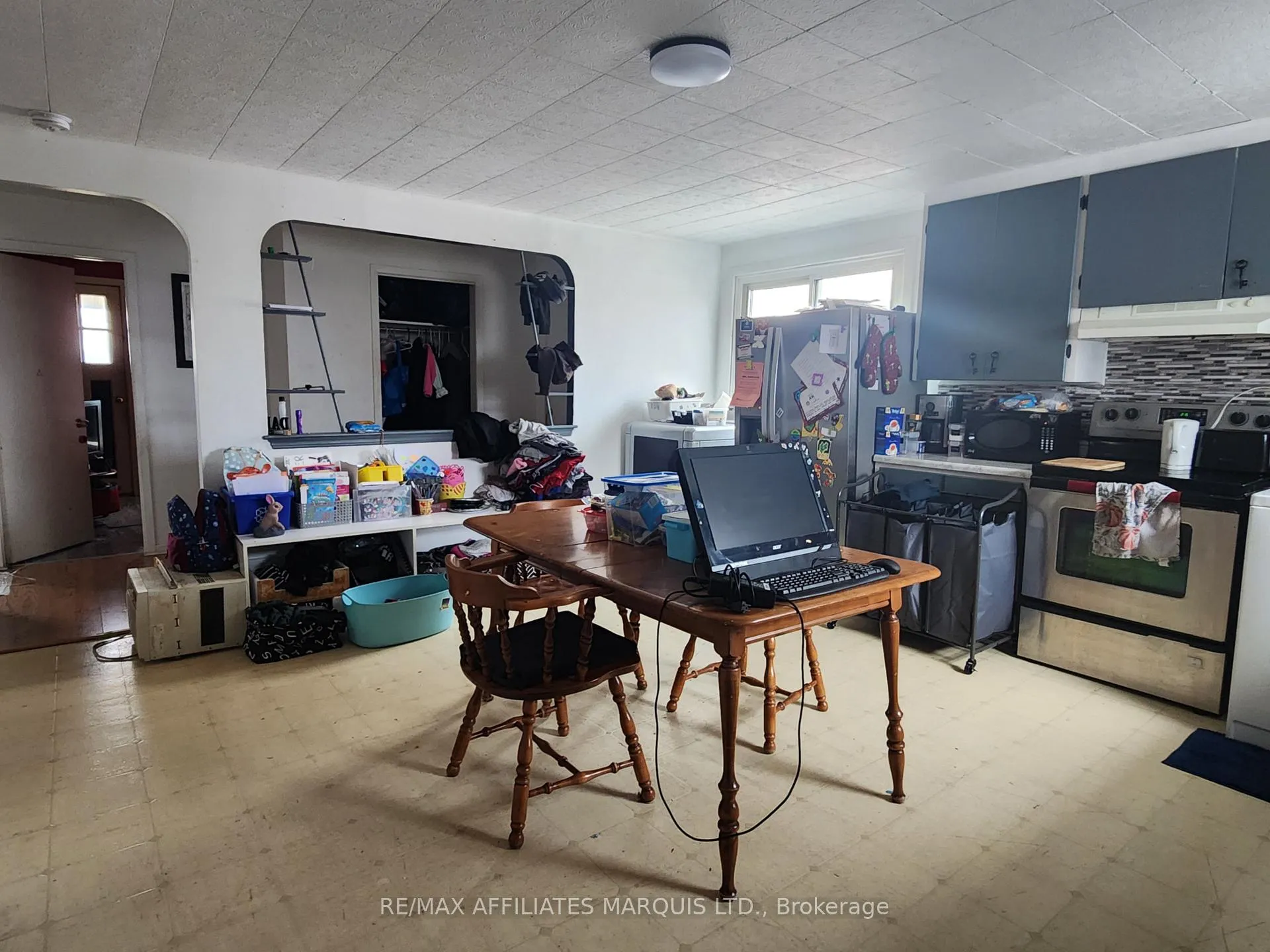 Photo 31 of 712 Eleventh Street E, Cornwall — HOMEH