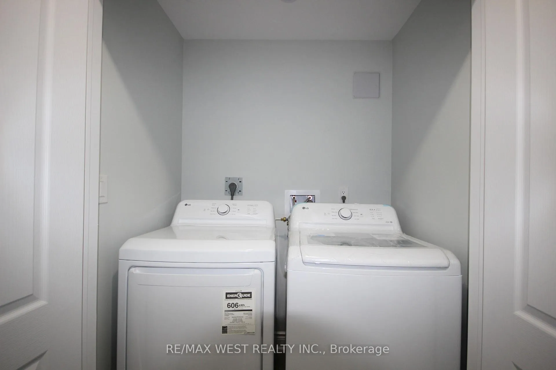 Photo 15 of Unit BSMT, 152 The Queensway, Barrie, Innis-Shore — HOMEH