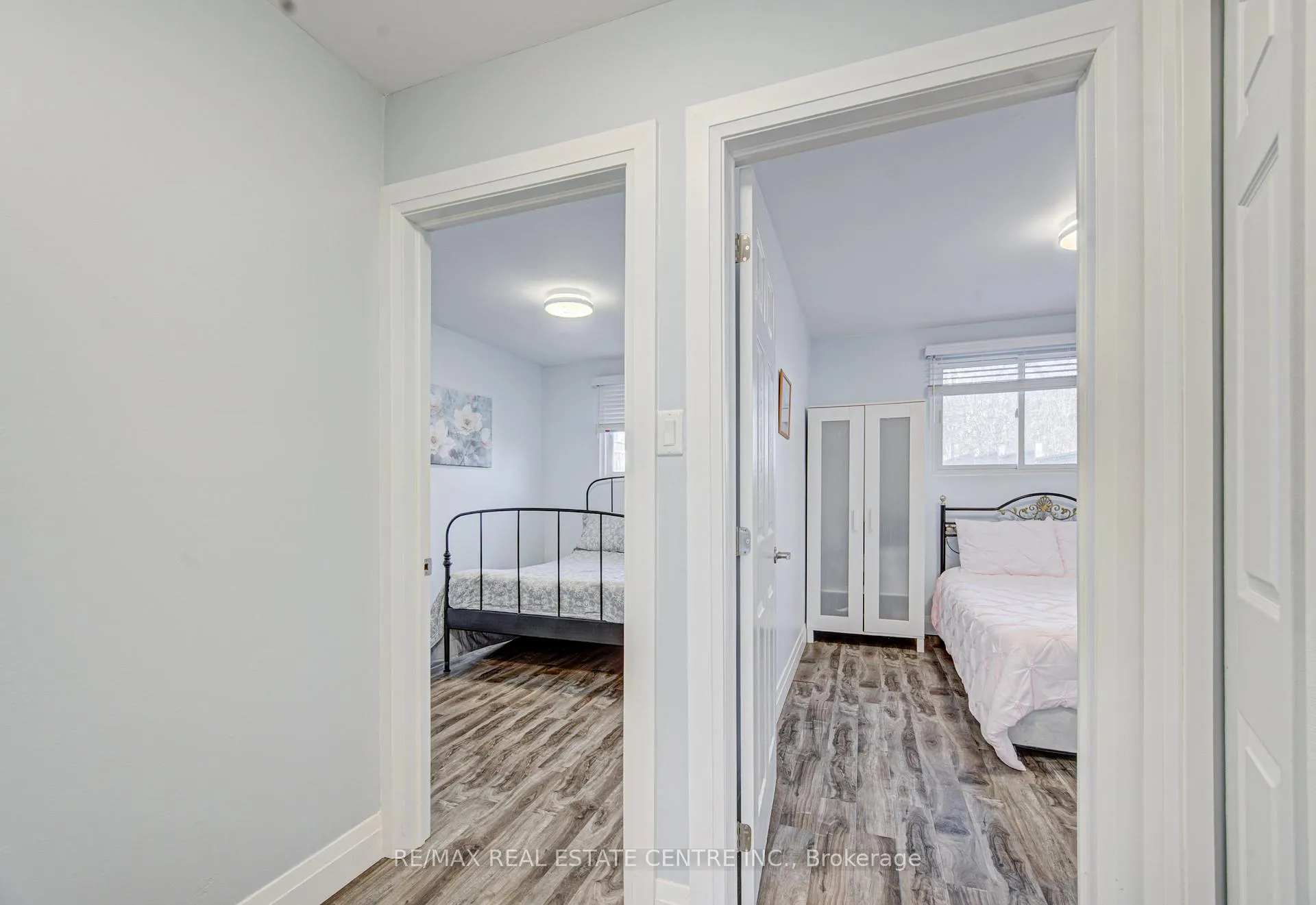 Photo 21 of 141 Mooregate Crescent, Kitchener — HOMEH