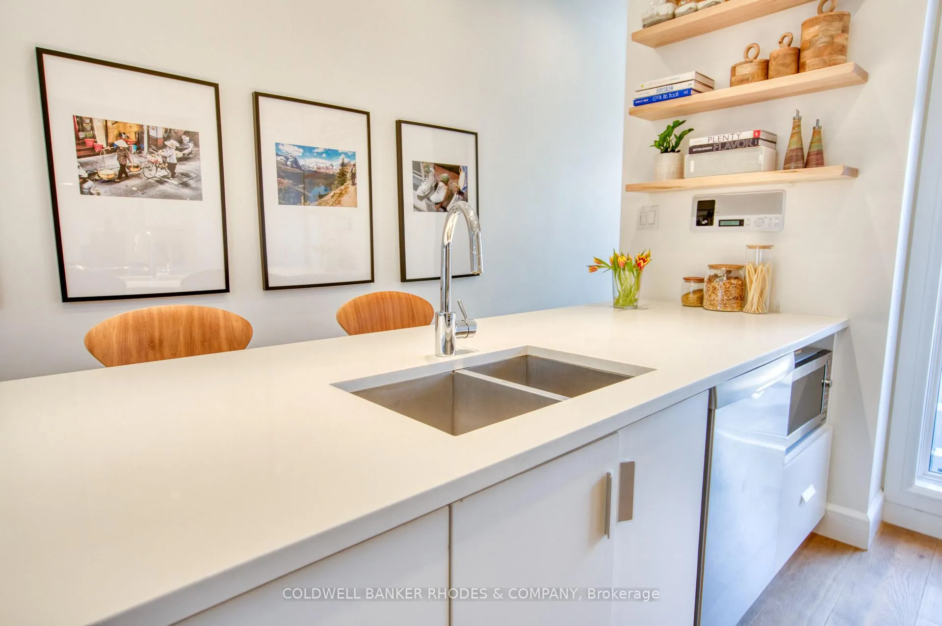 Photo 12 of 103A Stirling Avenue, Ottawa, Hintonburg — HOMEH