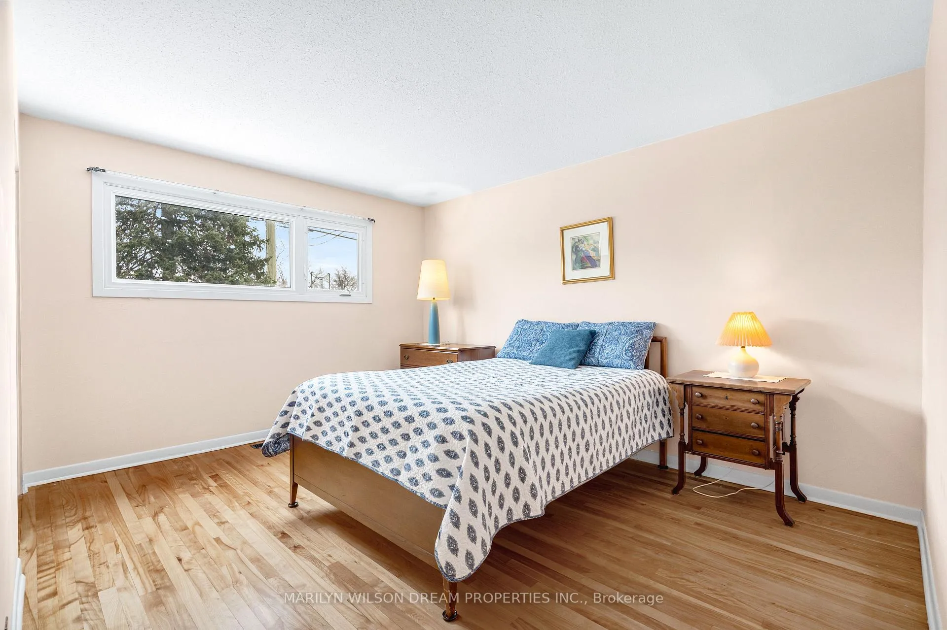 Photo 20 of 2422 Magnus Avenue, Ottawa, Hawthorne Meadows — HOMEH