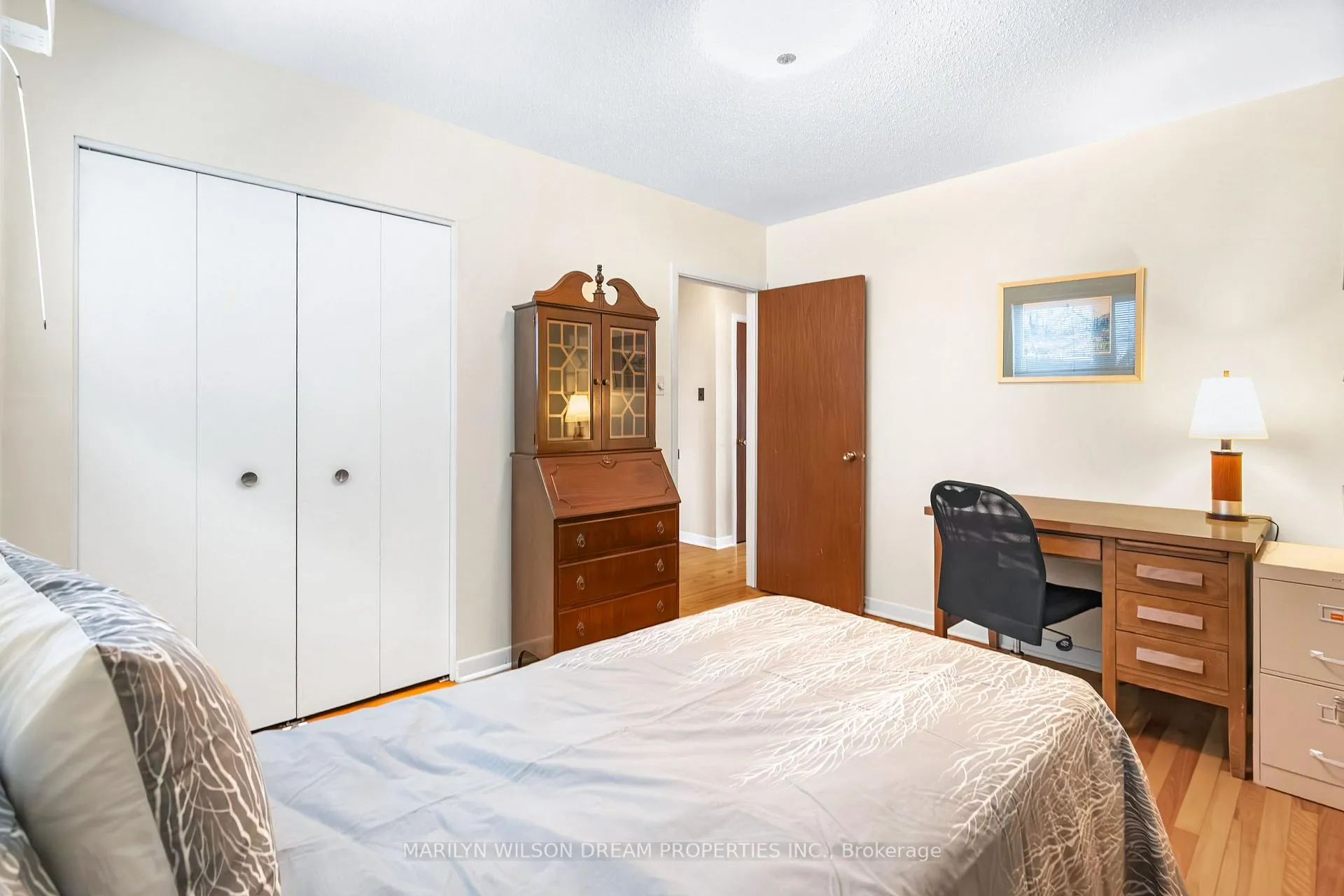 Photo 25 of 2422 Magnus Avenue, Ottawa, Hawthorne Meadows — HOMEH