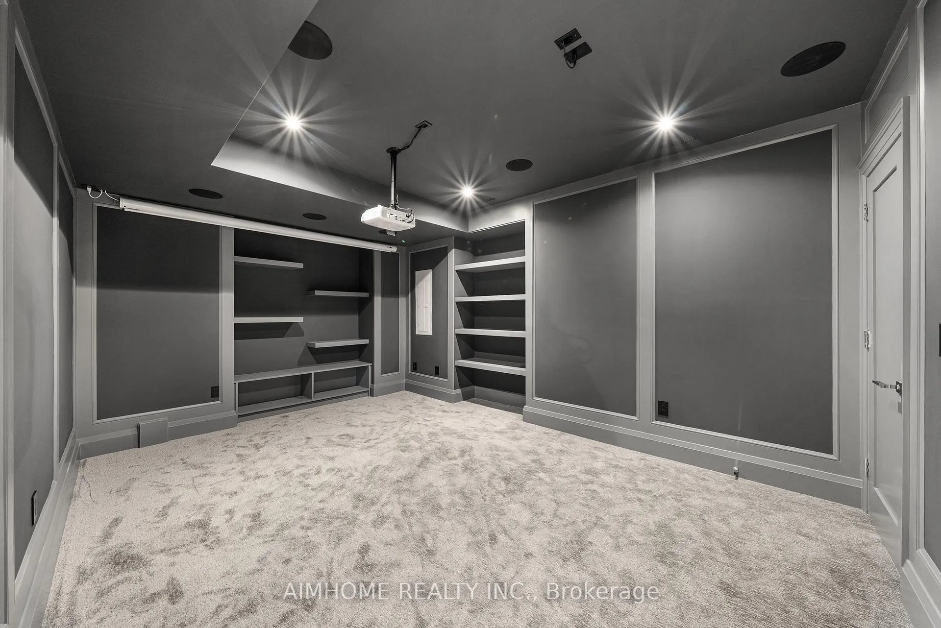 Photo 22 of 21 Summerfeldt Crescent, Markham, Unionville — HOMEH