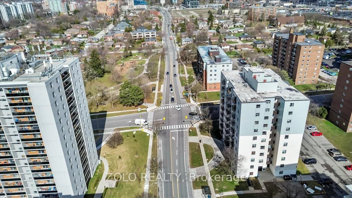 Photo of Unit 203, 2345 Confederation Parkway