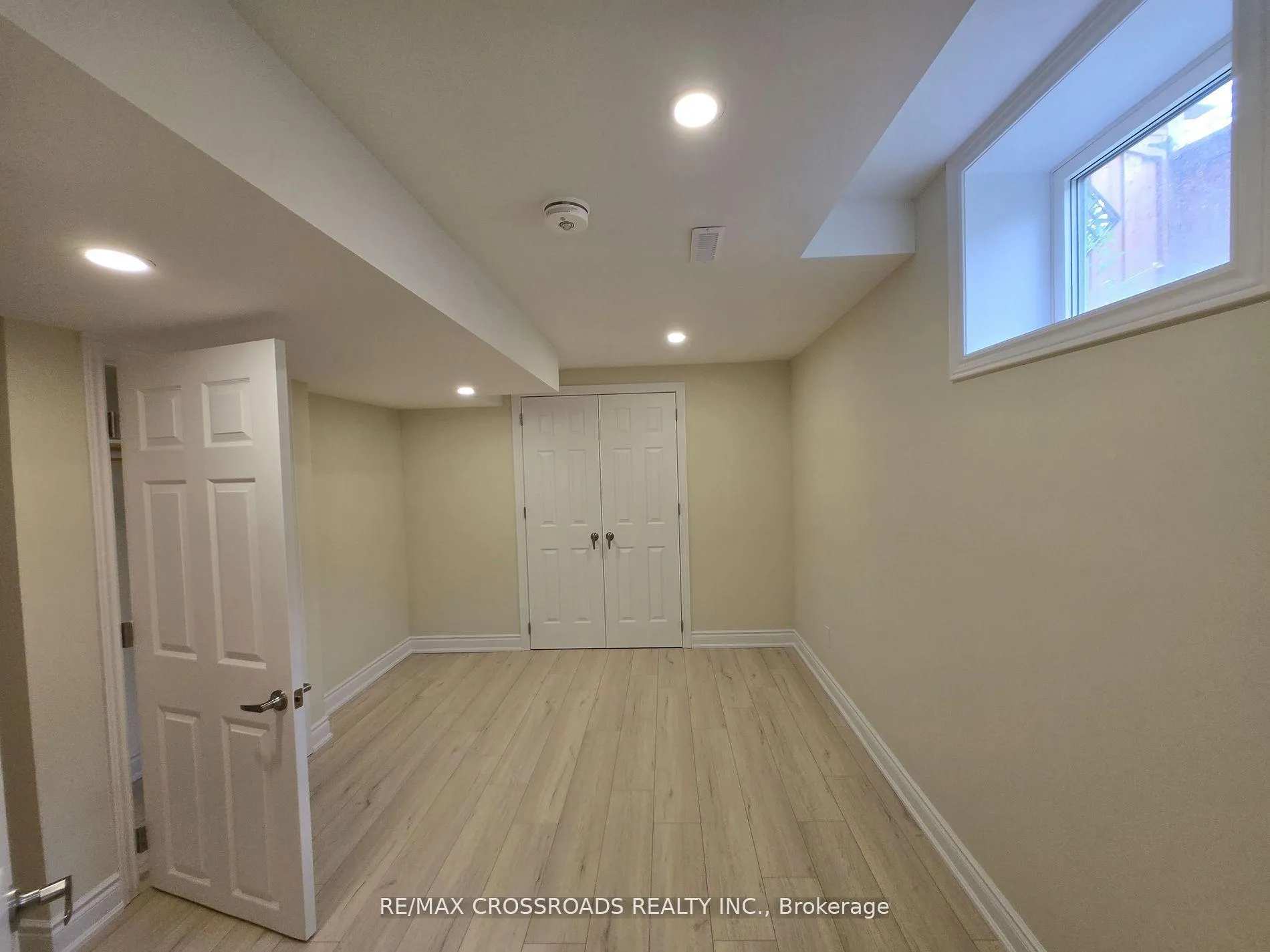 Photo 6 of Unit Basement Apartment, 66 Morrison Crescent, Markham, Buttonville — HOMEH