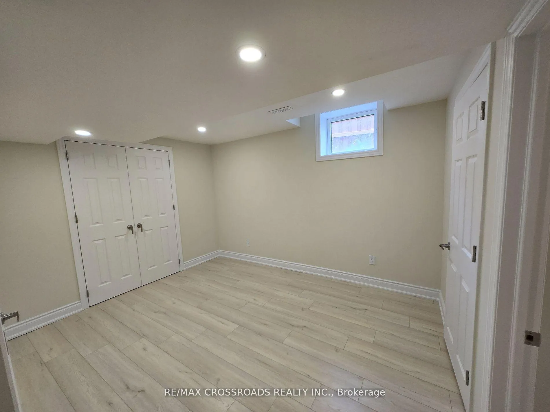 Photo 11 of Unit Basement Apartment, 66 Morrison Crescent, Markham, Buttonville — HOMEH