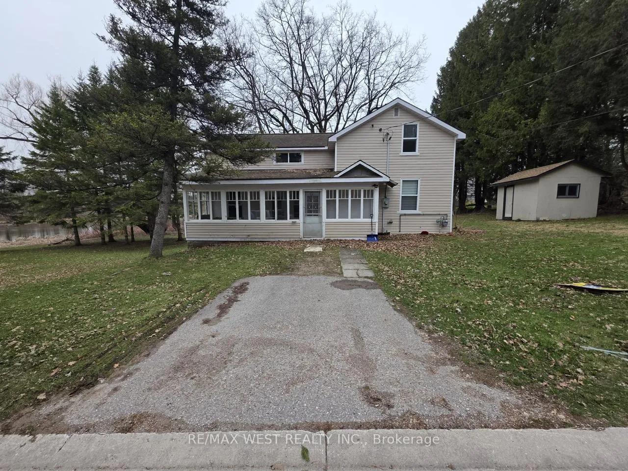 Photo 1 of 476 Hamilton Street, Huron-Kinloss, Lucknow — HOMEH