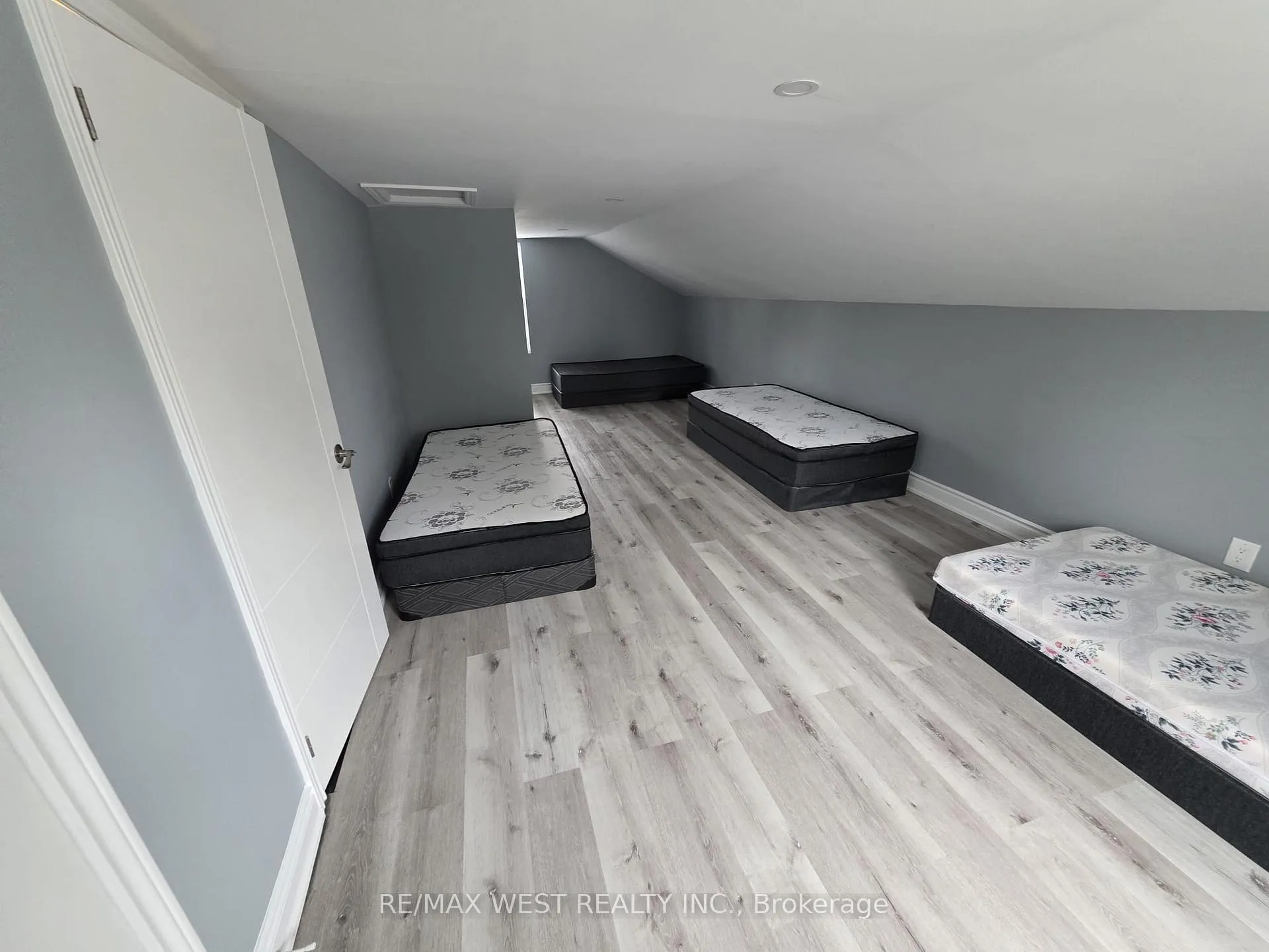 Photo 29 of 476 Hamilton Street, Huron-Kinloss, Lucknow — HOMEH
