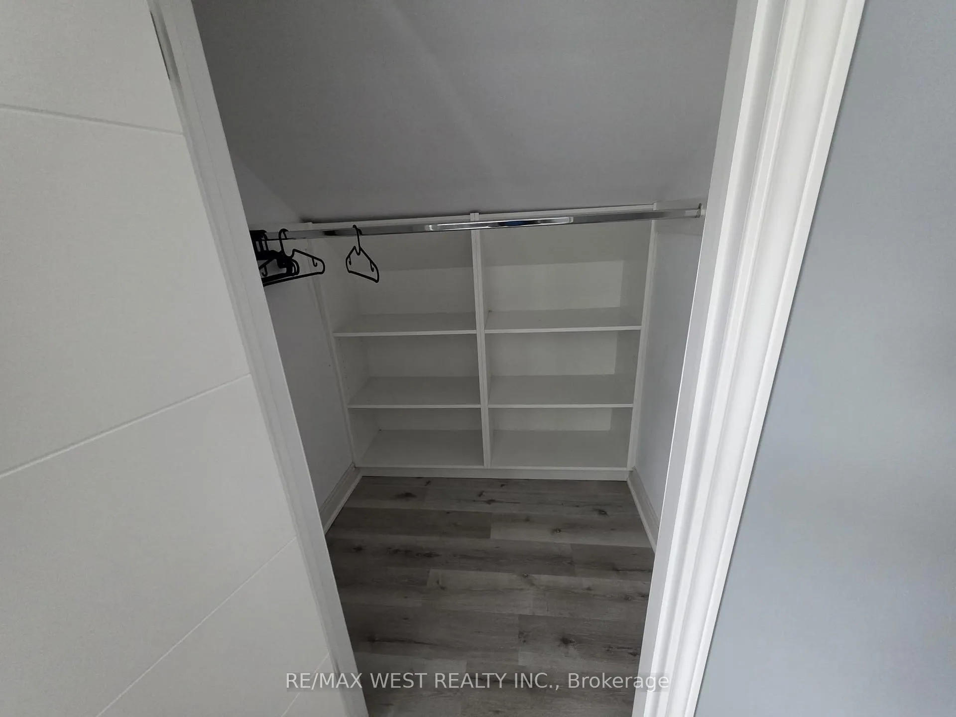 Photo 31 of 476 Hamilton Street, Huron-Kinloss, Lucknow — HOMEH