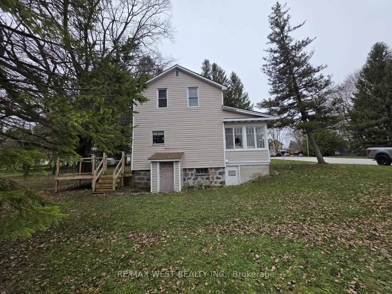 Photo 37 of 476 Hamilton Street, Huron-Kinloss, Lucknow — HOMEH